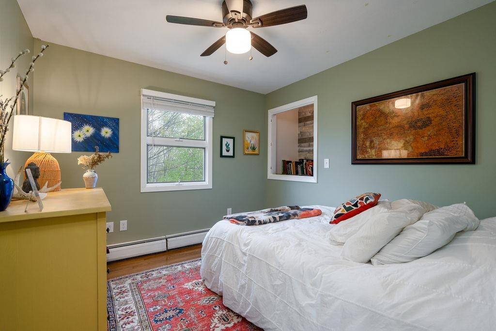 Hopkinton, NH 03229,113 Watchtower RD