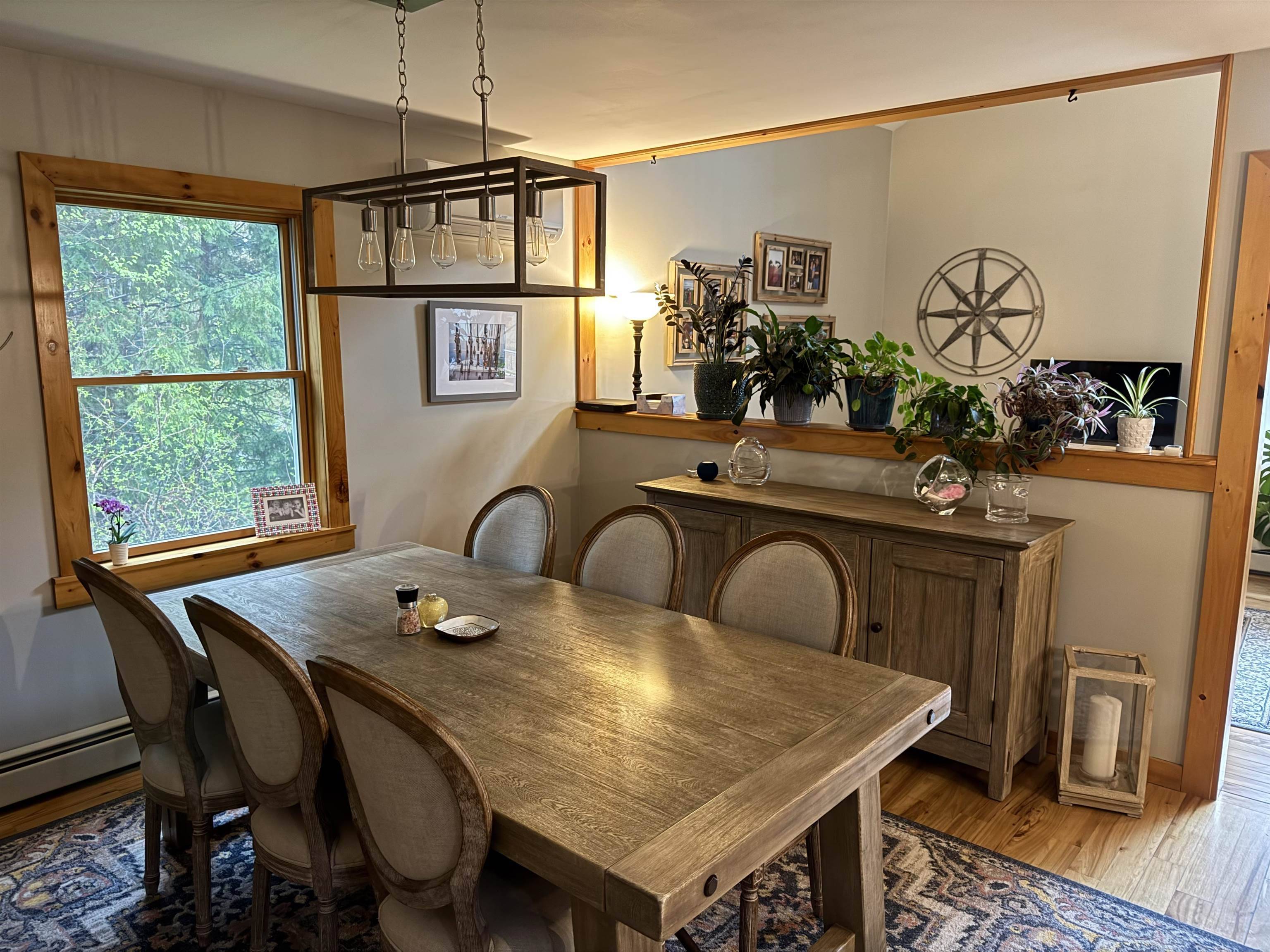 336 Locust ST Hartford, VT 05088