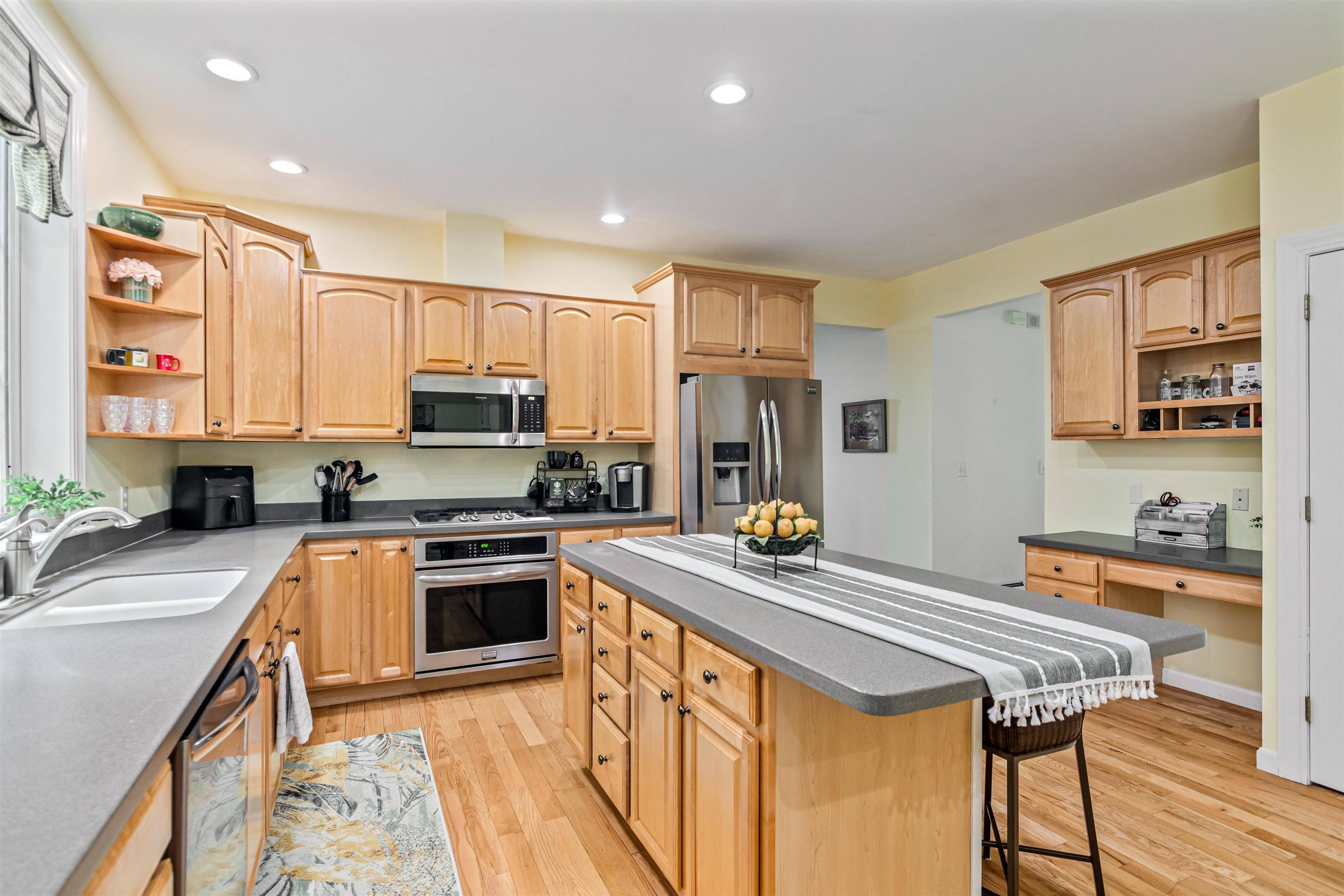 Jericho, VT 05465,16 Bradley Bow RD