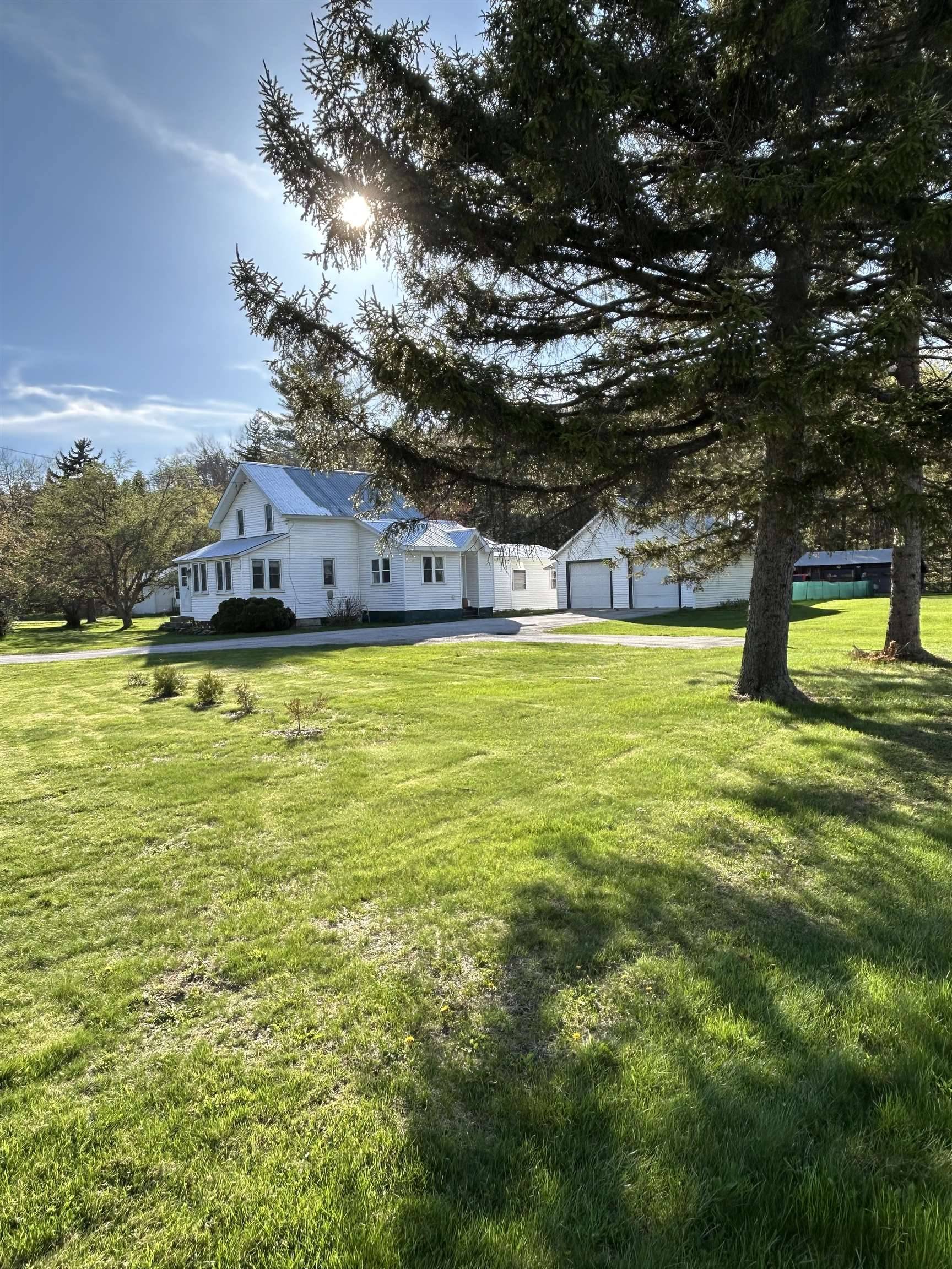 Stockbridge, VT 05772,2903 VT Route 107