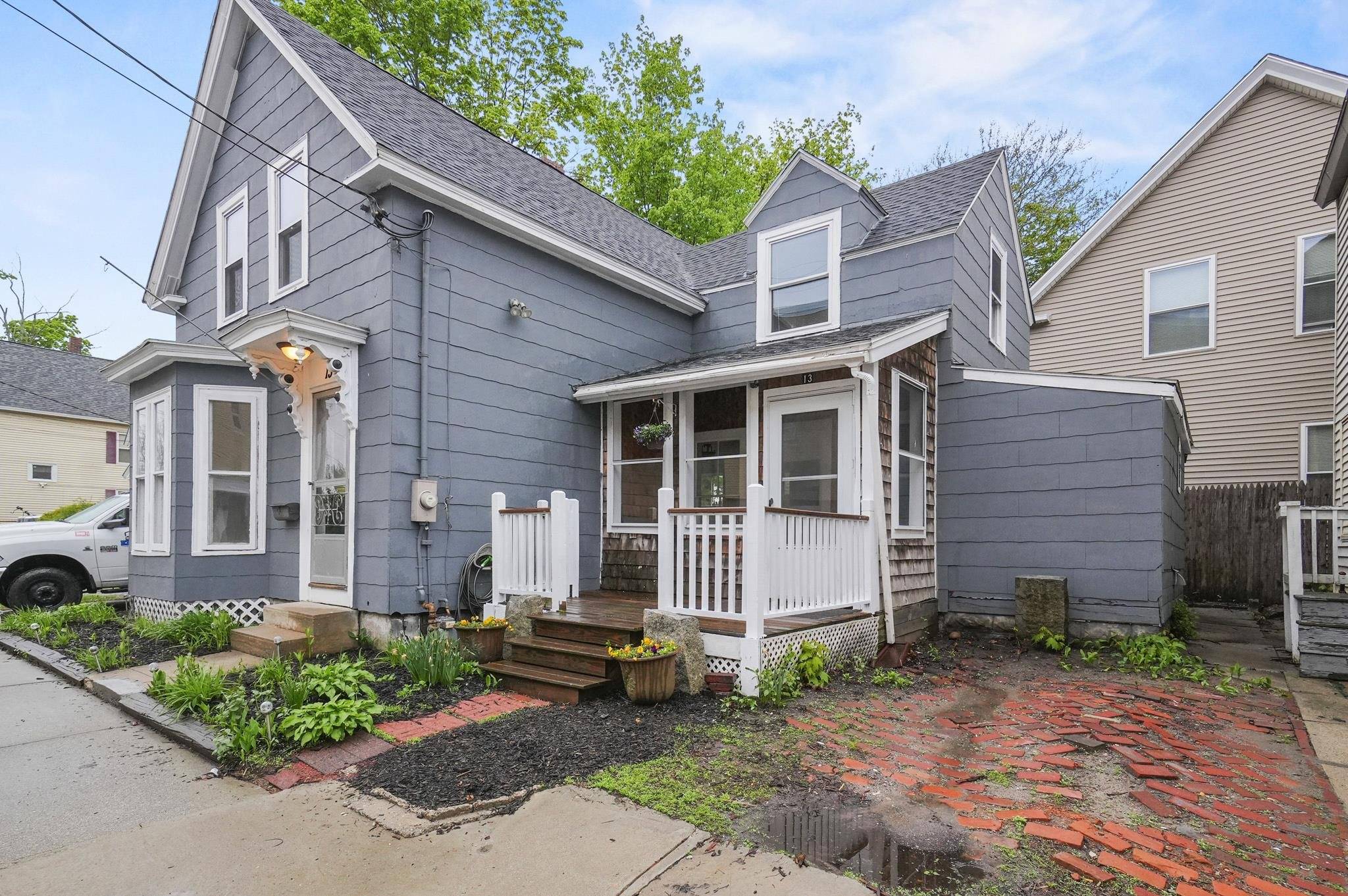 Nashua, NH 03064,13 Winter ST