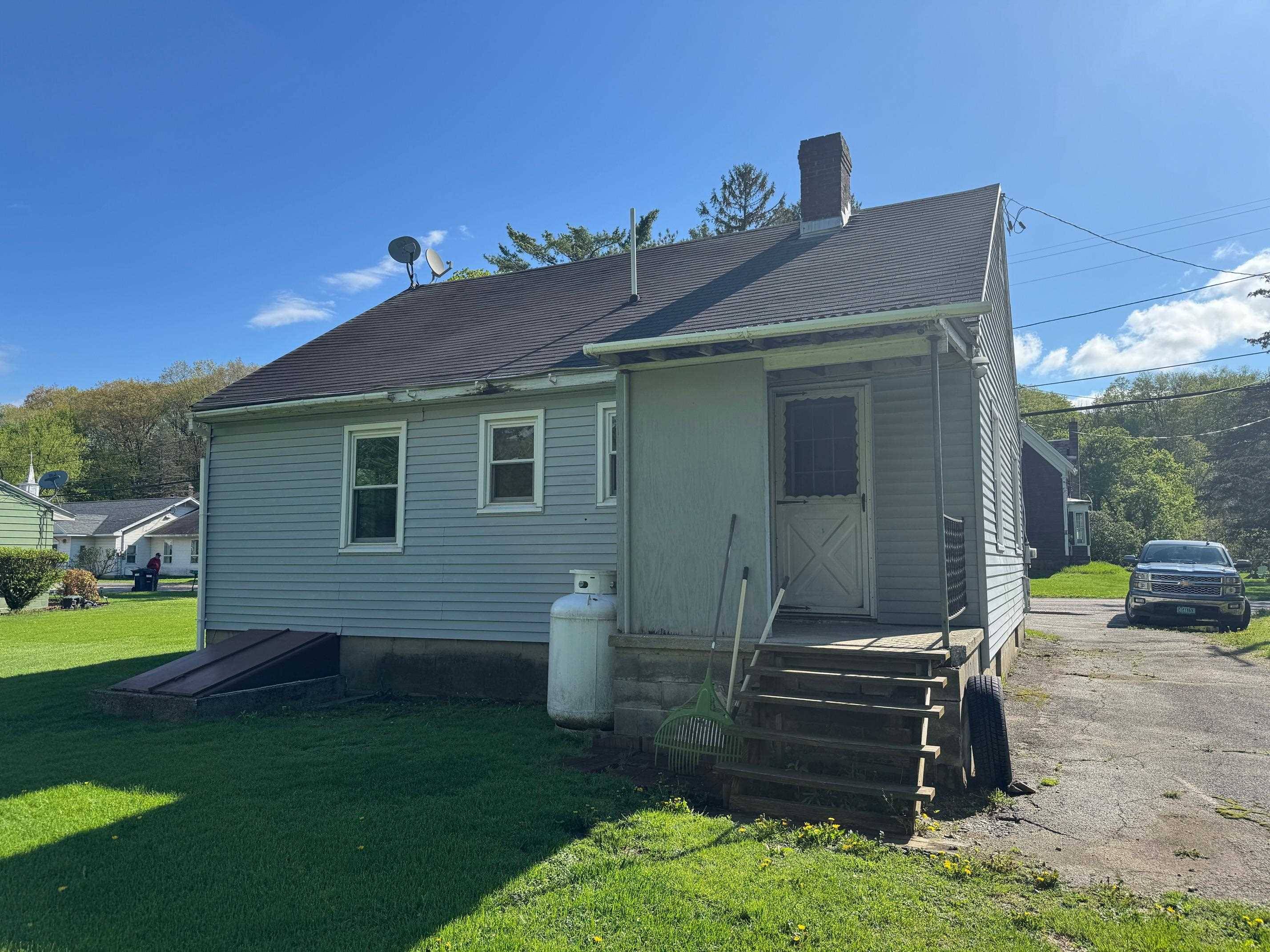 Pownal, VT 05261,237 Church ST