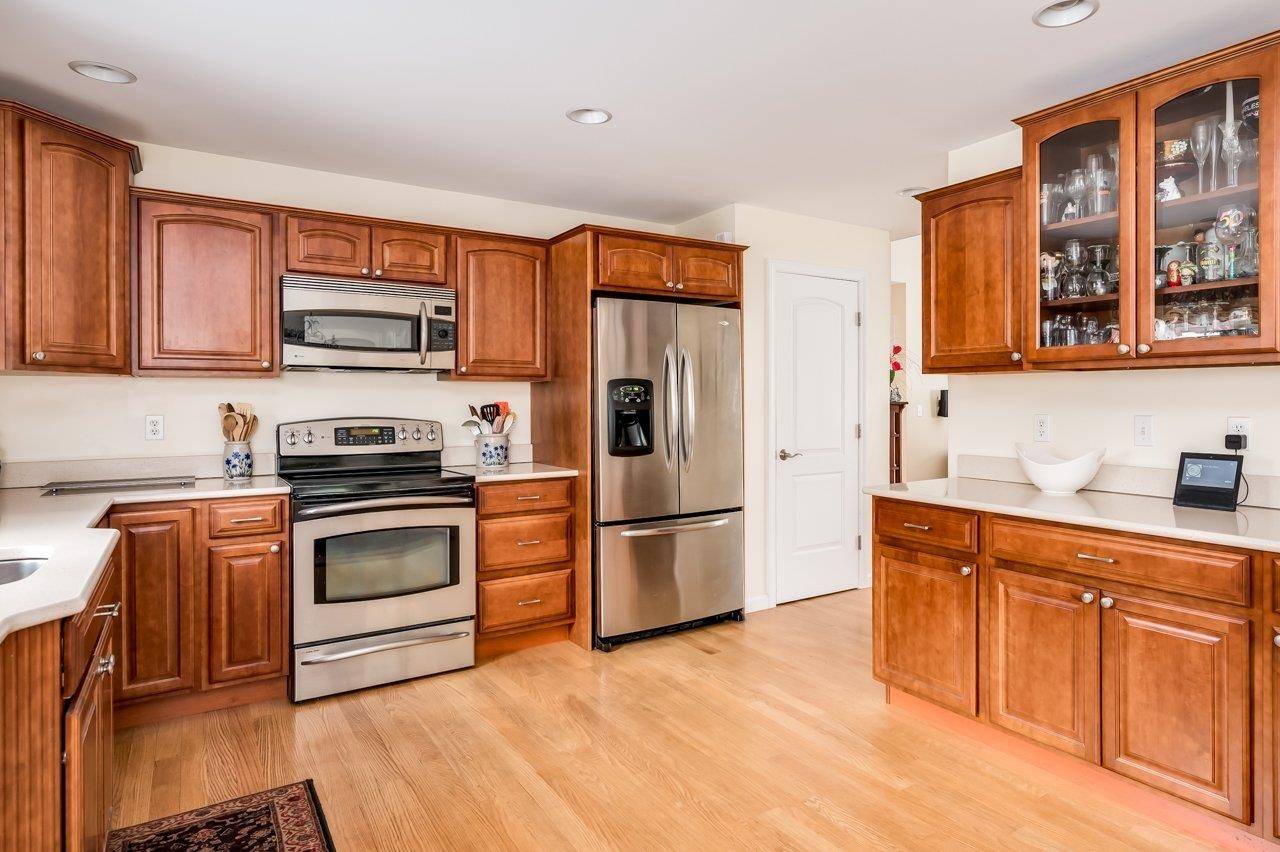 Rochester, NH 03867,87 Tebbetts RD