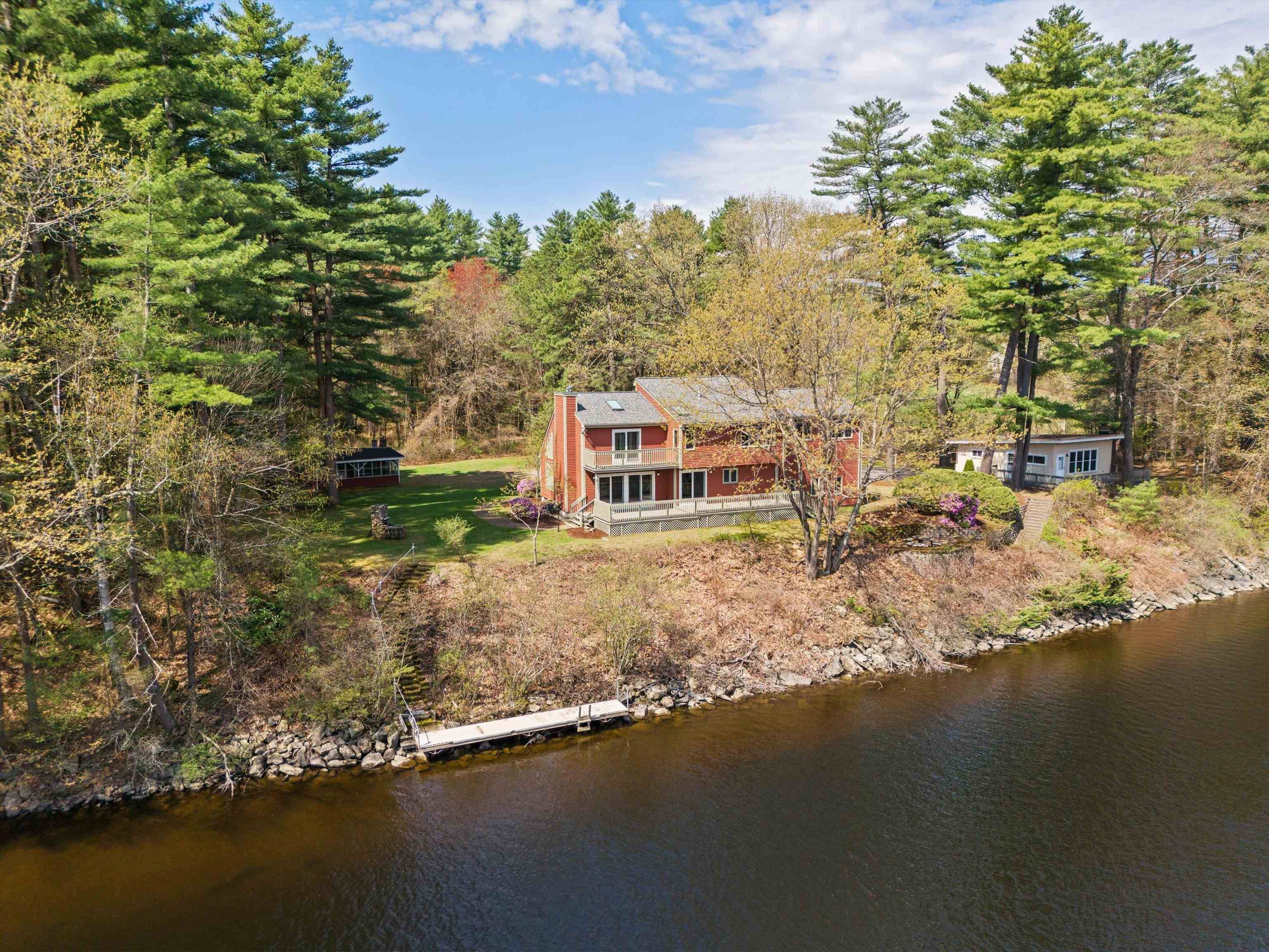 Hooksett, NH 03106,6 Hidden Ranch DR