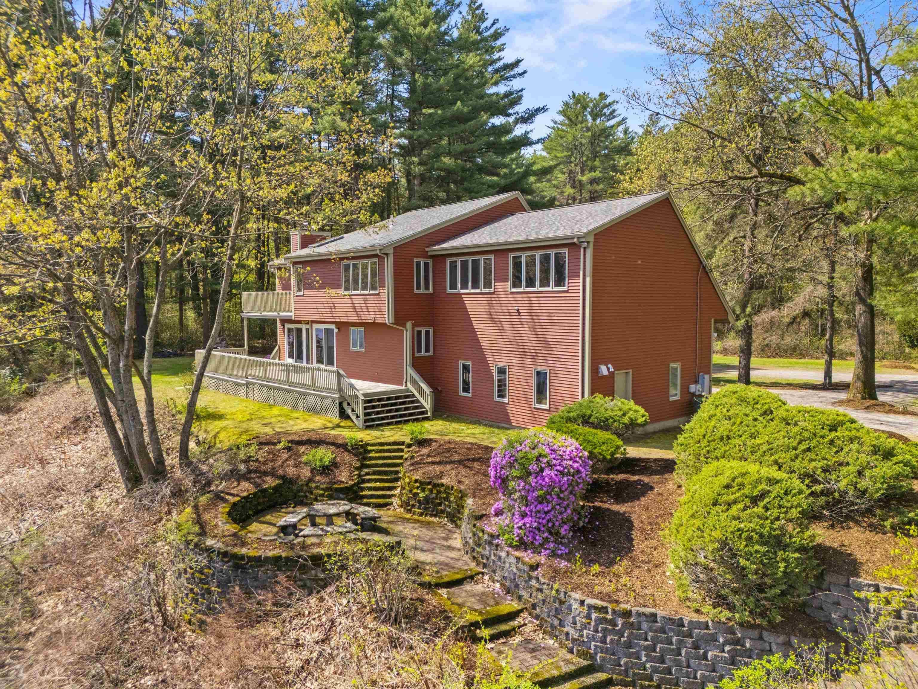 Hooksett, NH 03106,6 Hidden Ranch DR