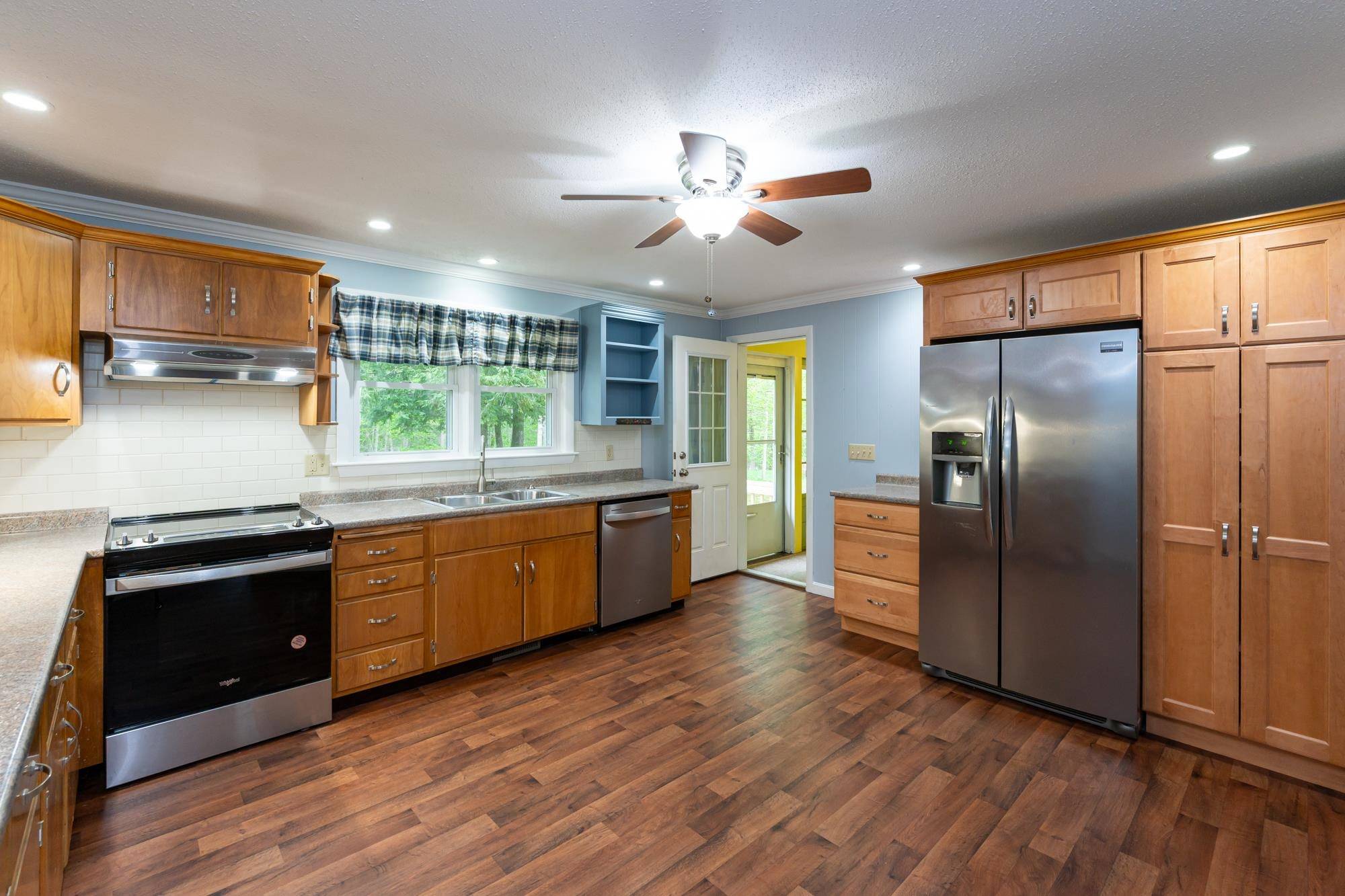 Milford, NH 03055,40 Whitten RD