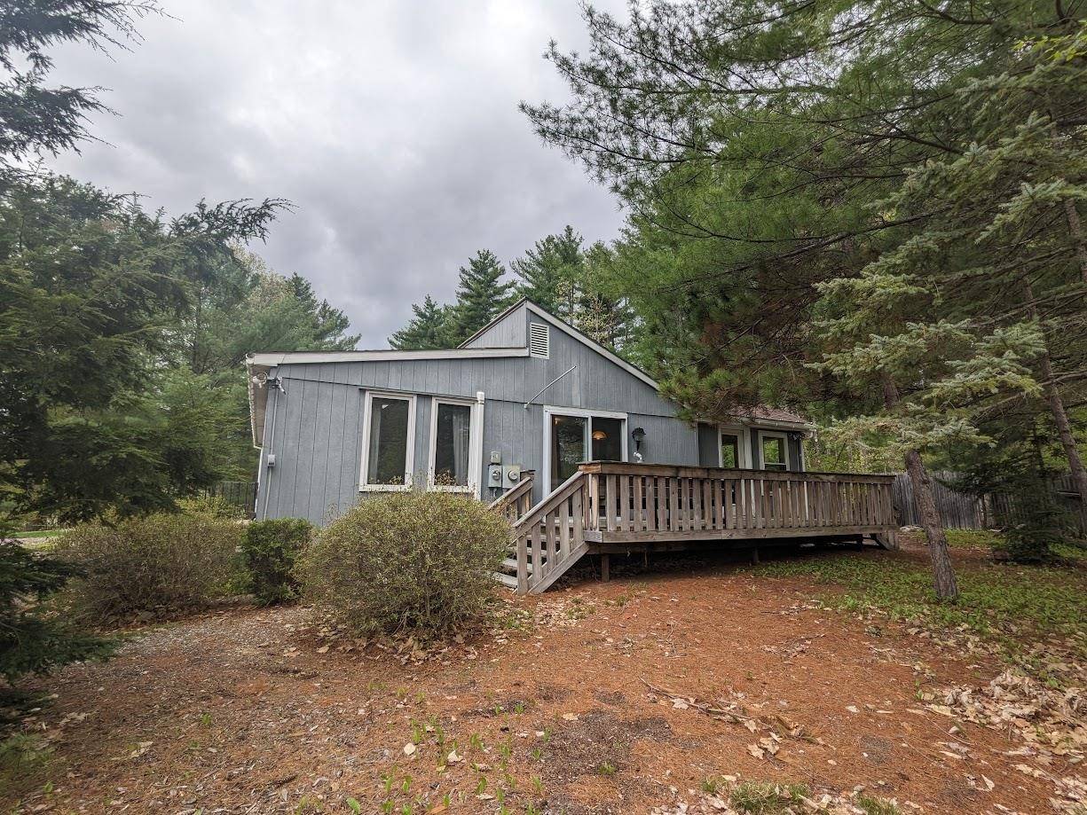 Conway, NH 03860,10 Dandiview RD