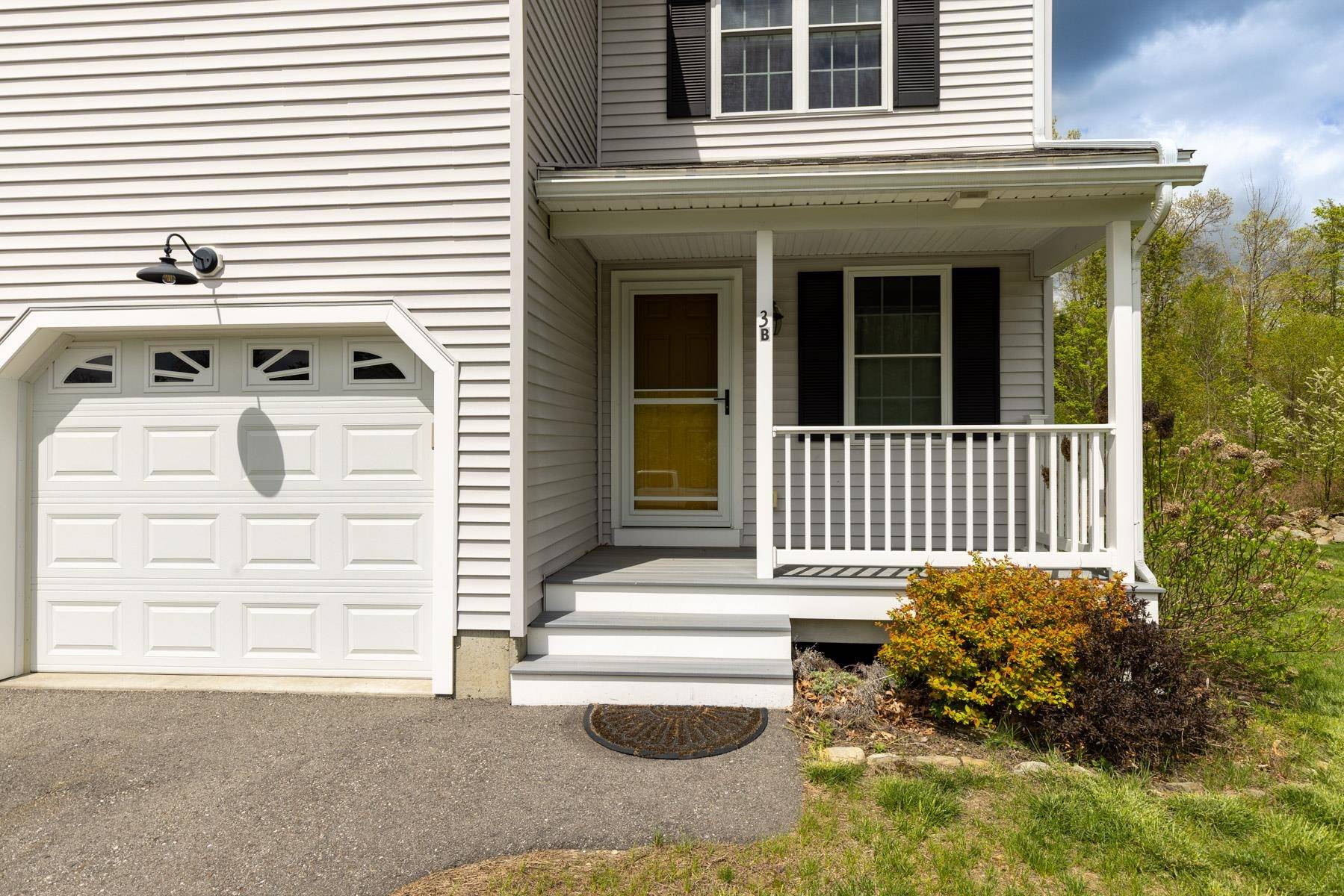 Epping, NH 03042,3B Annika Lee DR
