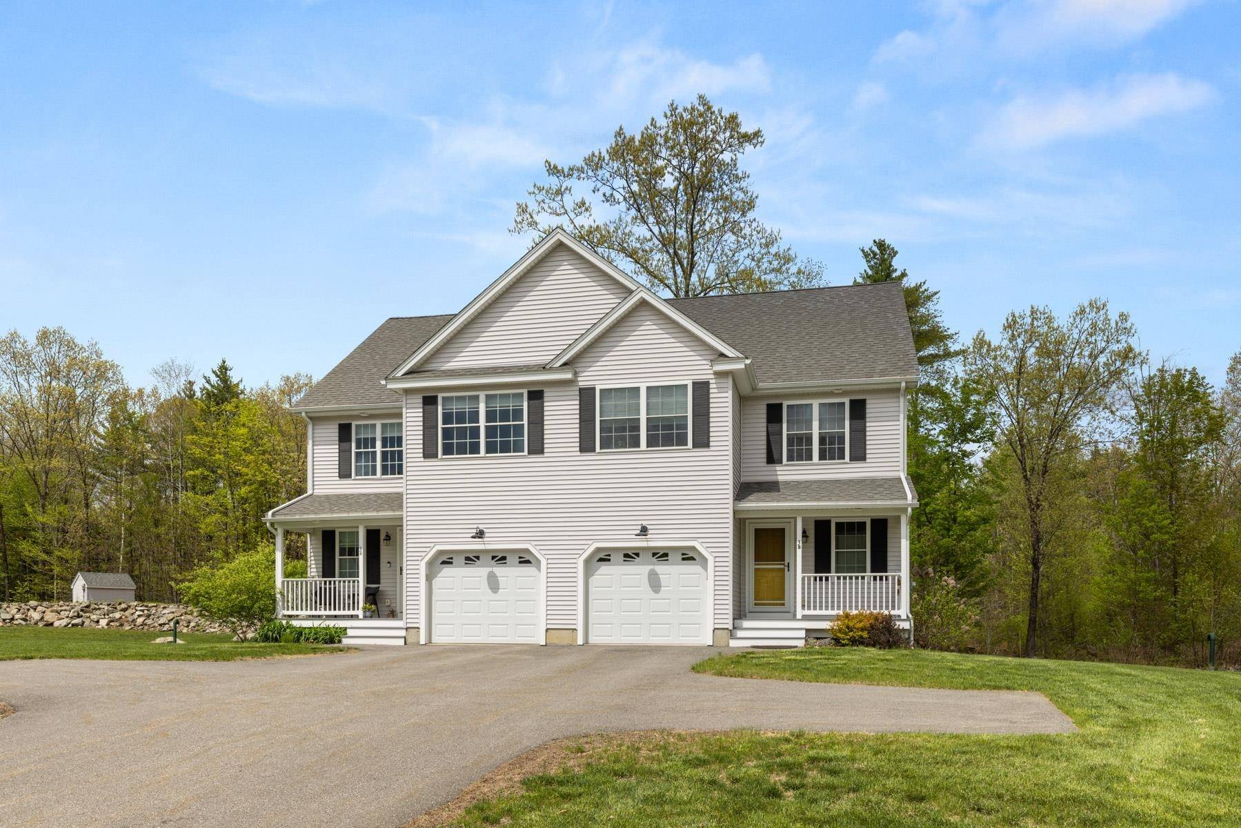Epping, NH 03042,3B Annika Lee DR