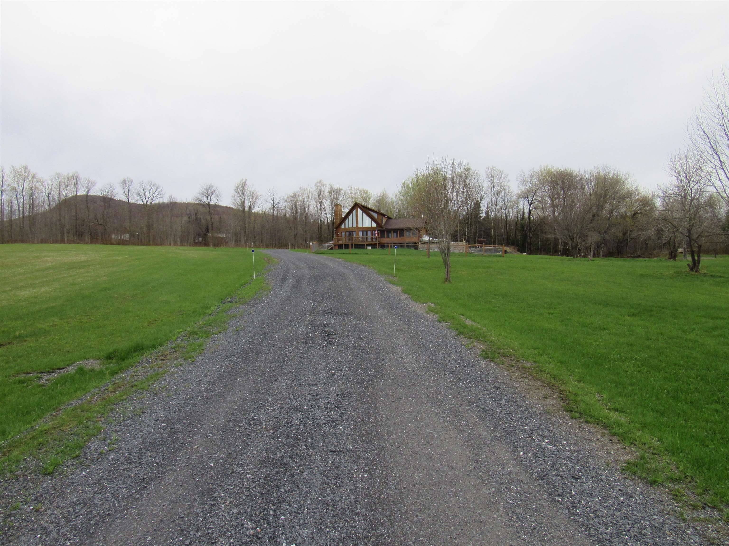 Barton, VT 05822,38 Roberts LN