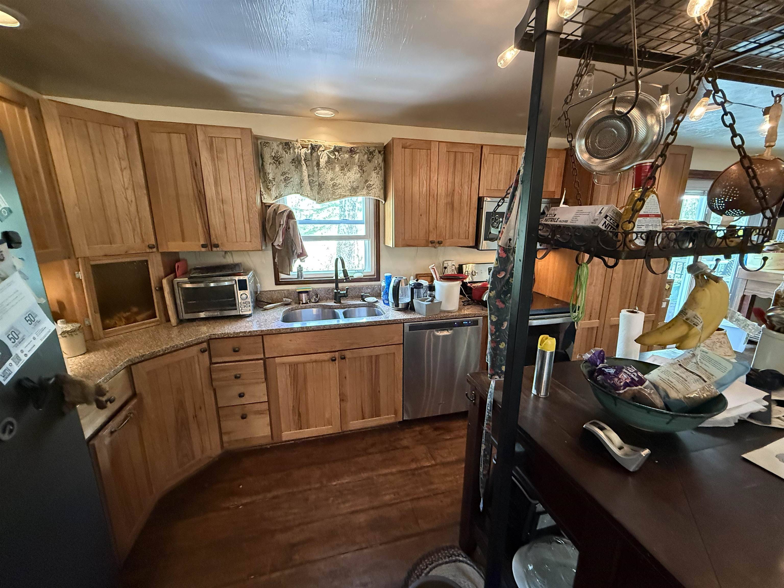 Weare, NH 03281,128 Bogue RD