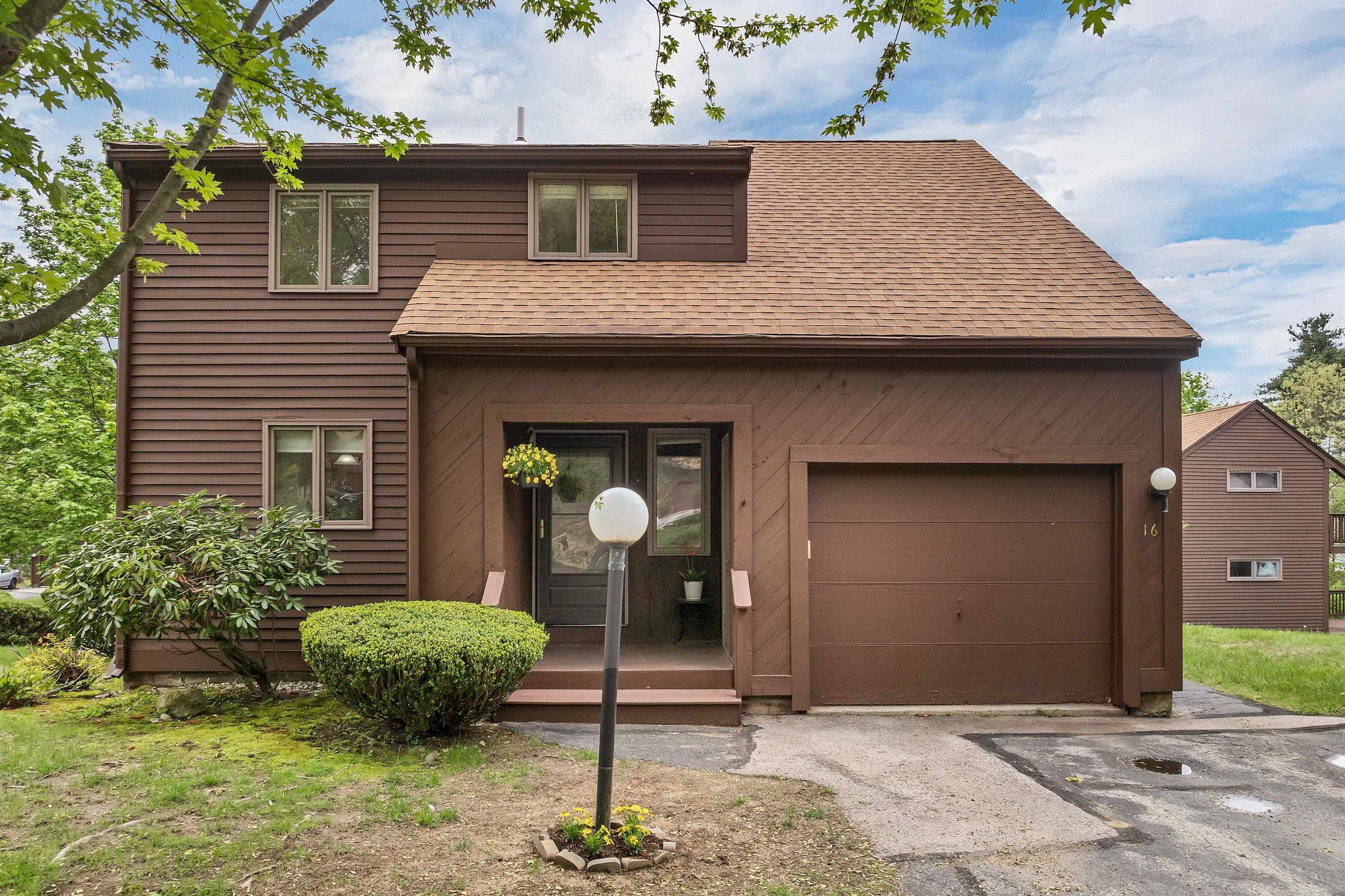 Nashua, NH 03063,16 Gloucester LN