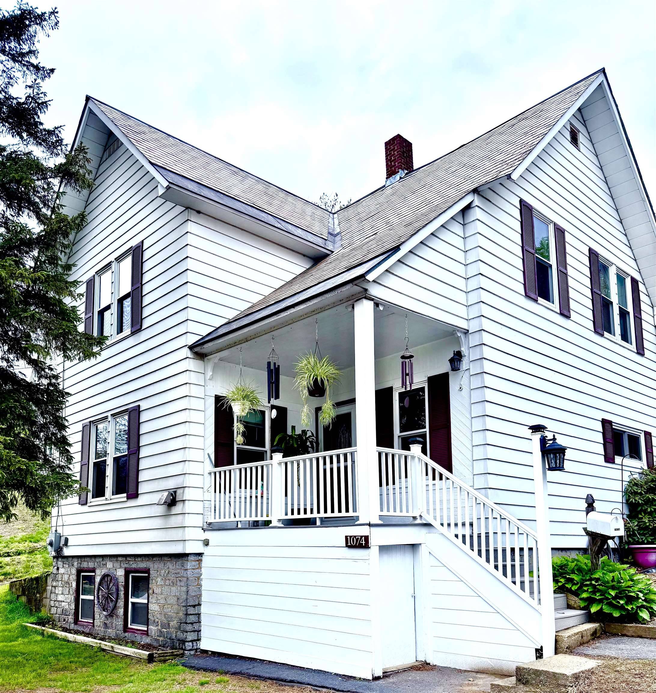 Walpole, NH 03609,1074 Main ST