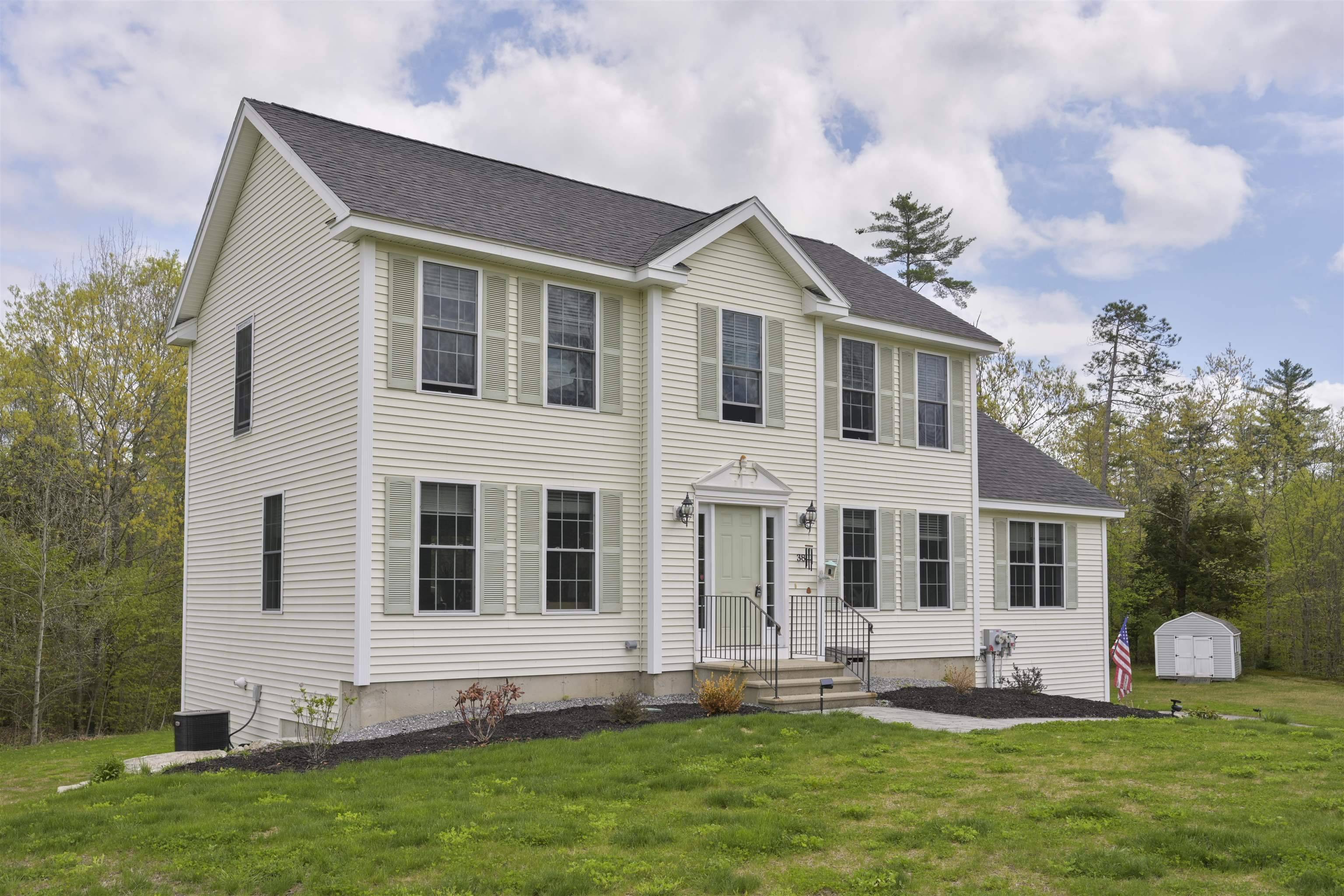 Weare, NH 03281,38 Elanor WAY