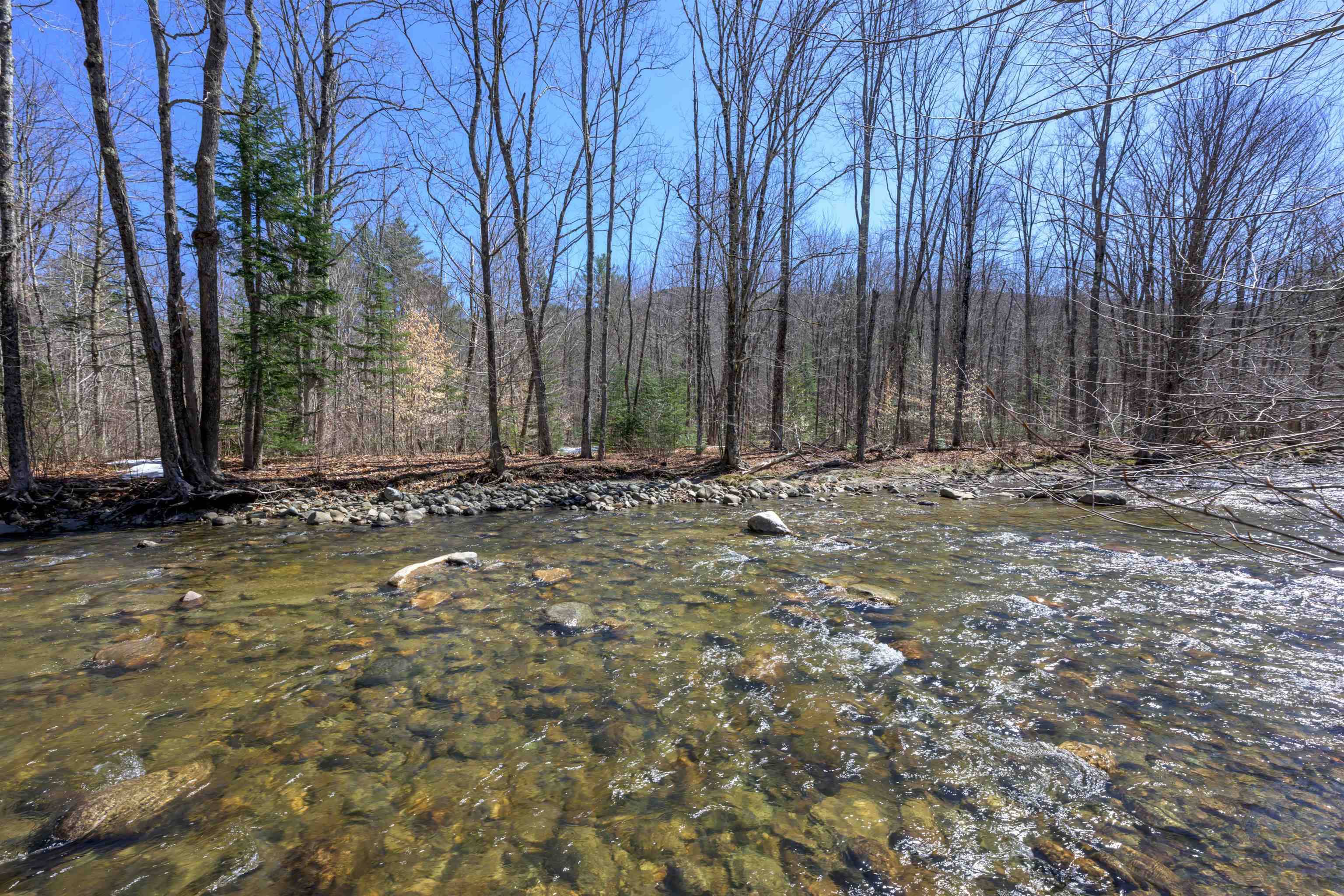 Dorchester, NH 03266,490 River RD