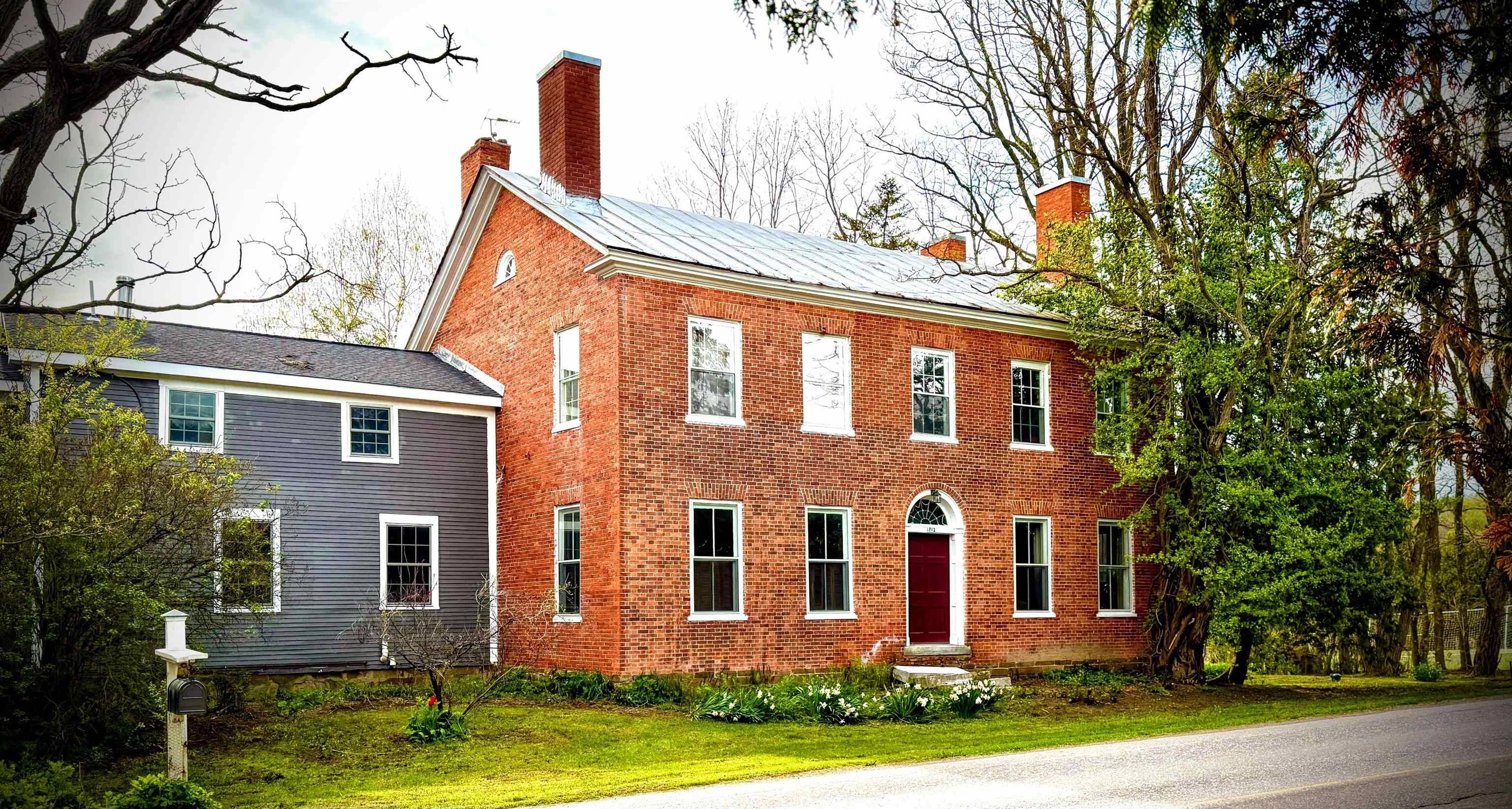 Hinesburg, VT 05461,2678 Silver ST