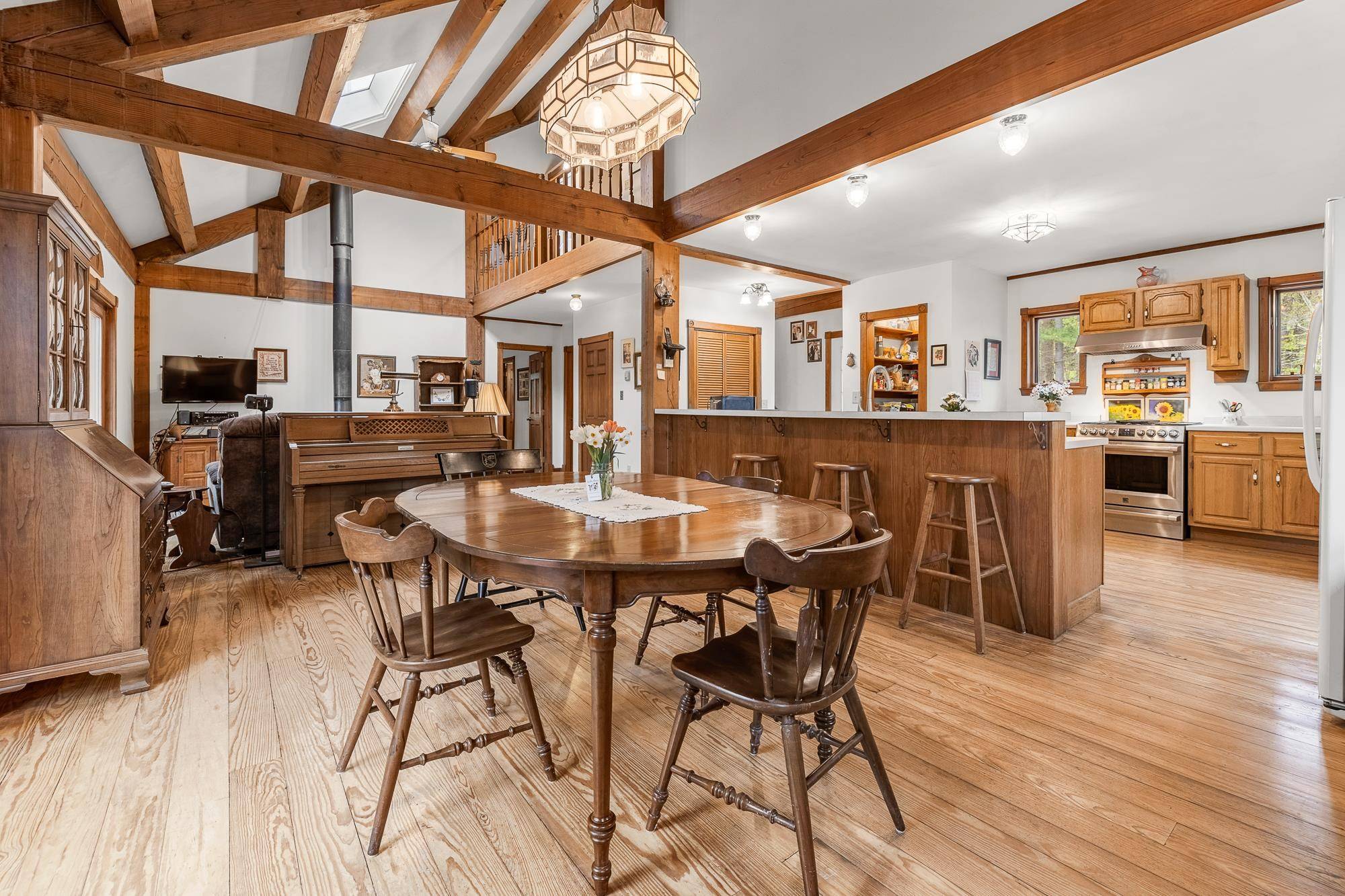 1118 Wildlife RD Hartford, VT 05001