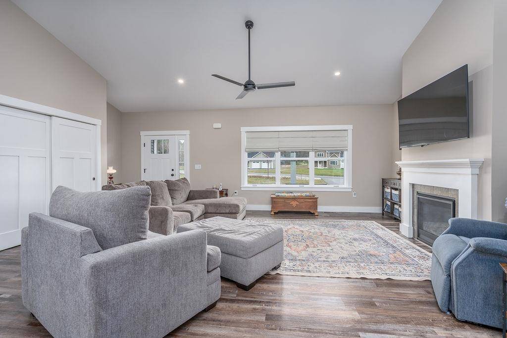 Concord, NH 03301,6 Midmark LN