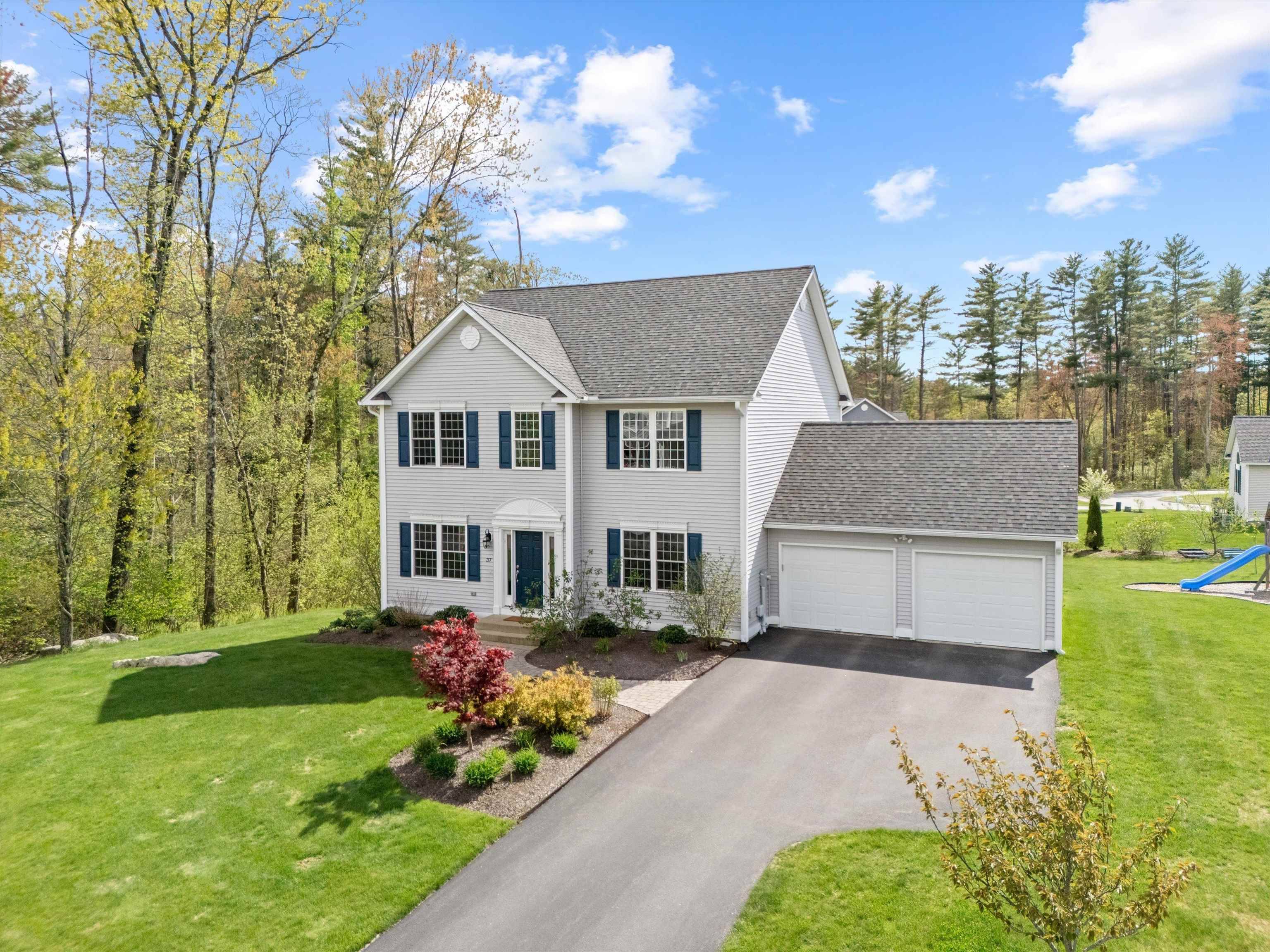 Londonderry, NH 03053,37 Manter Mill RD