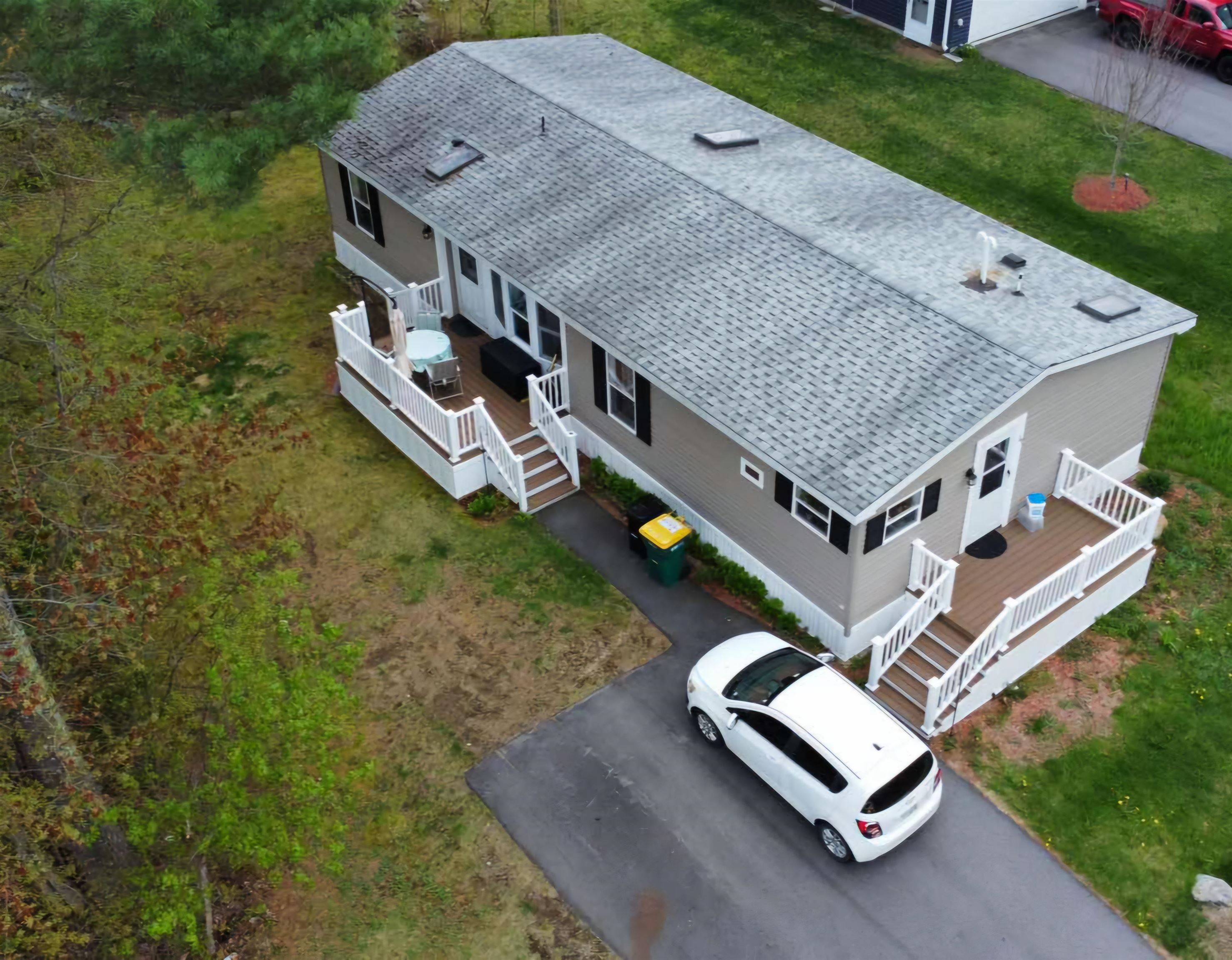 Rochester, NH 03868,29 Eagle DR