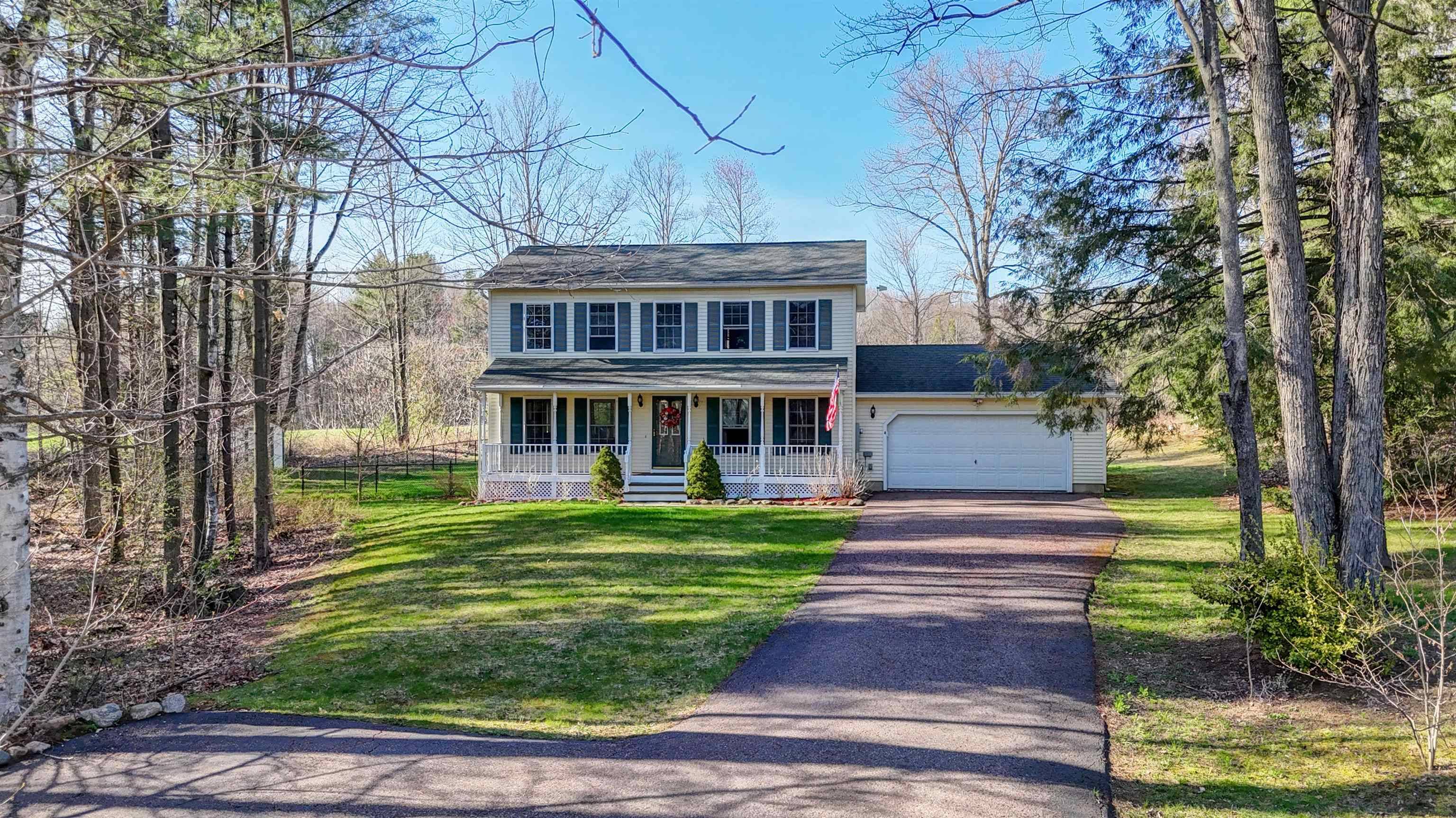 Milton, VT 05468,71 Delma DR