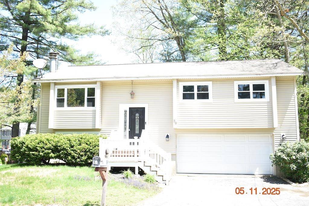 Nashua, NH 03062,20 Valencia DR