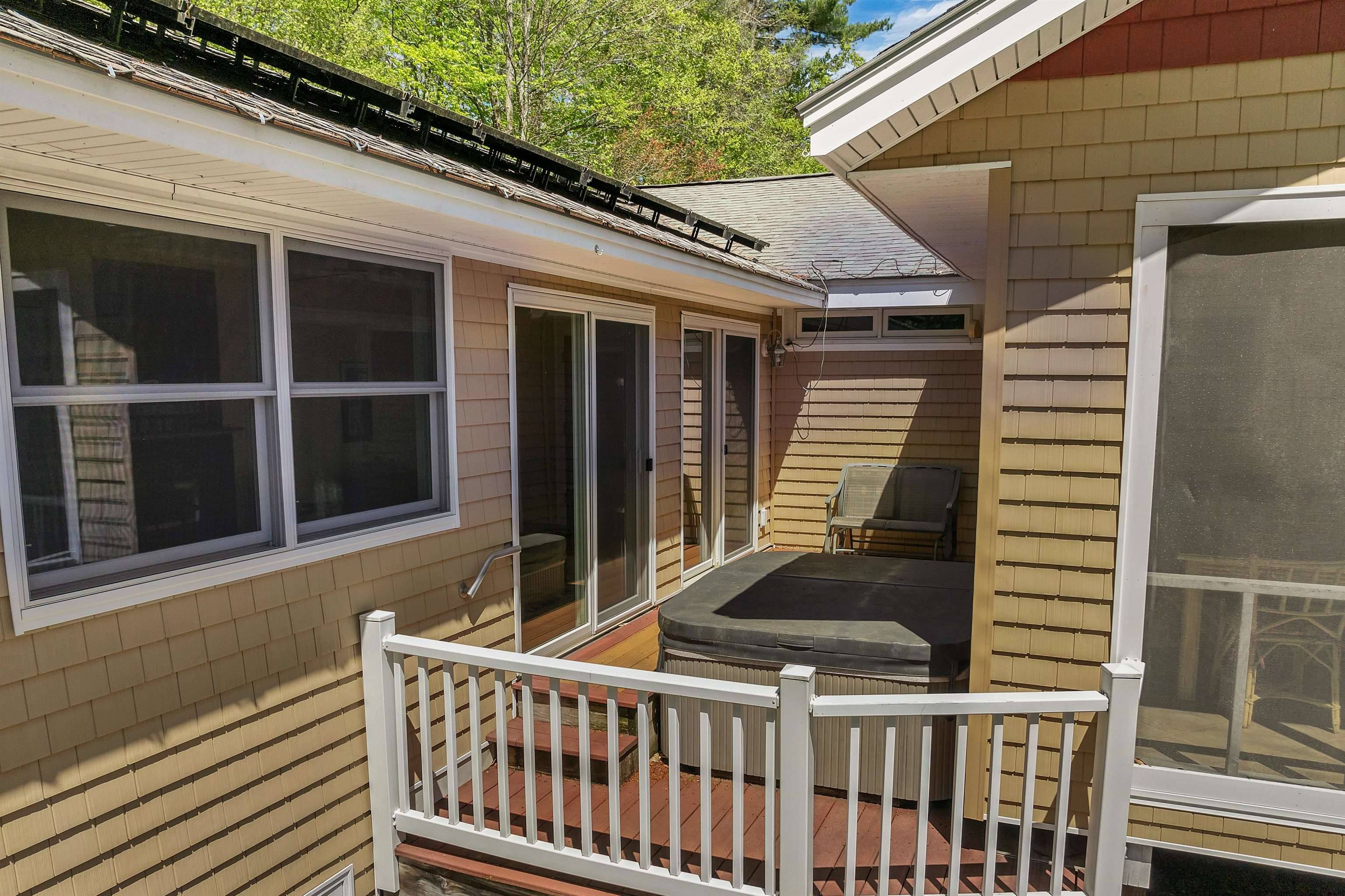 141 Gallahad LN Bristol, NH 03222