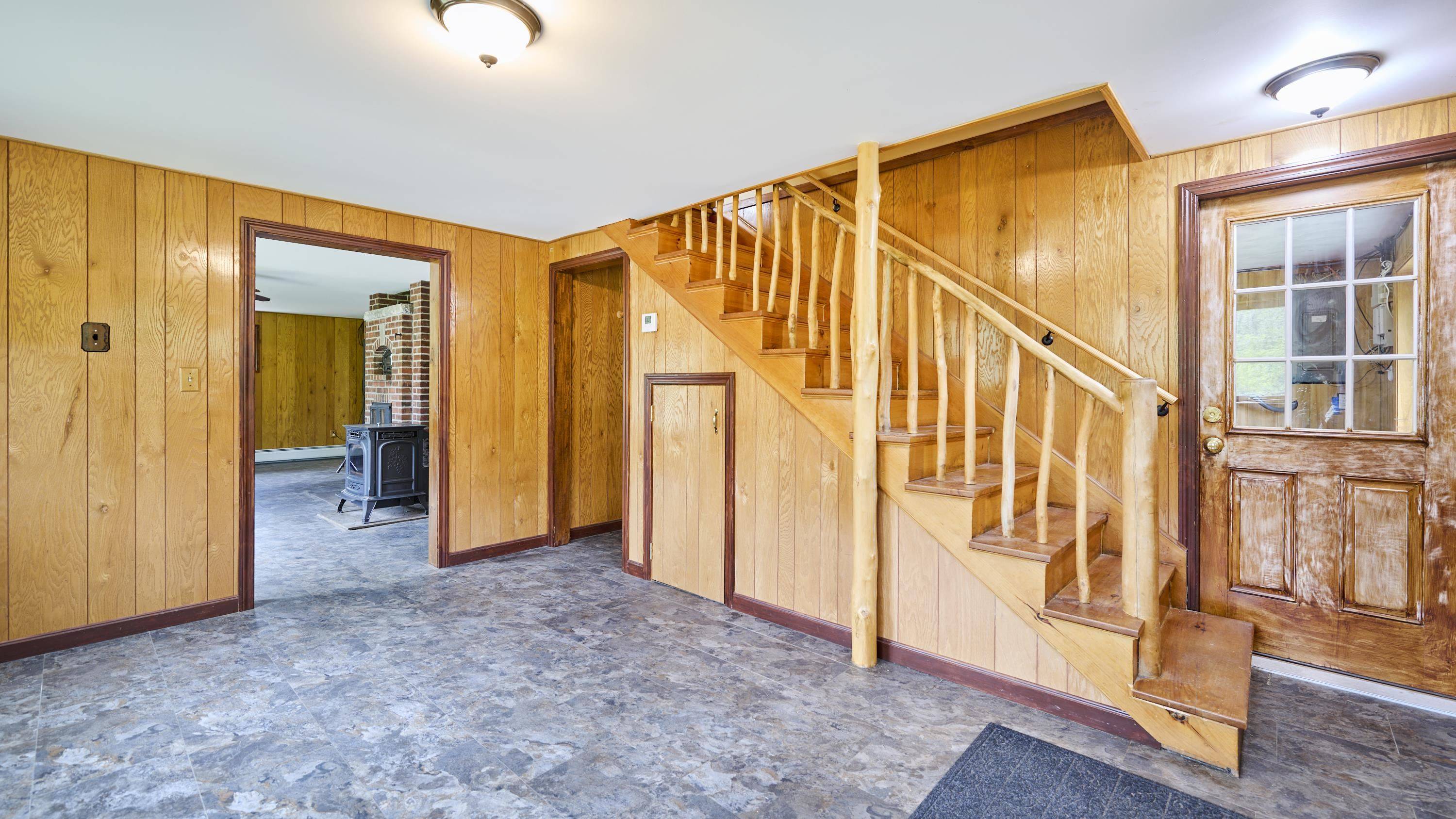 New Boston, NH 03070,249 Chestnut Hill RD