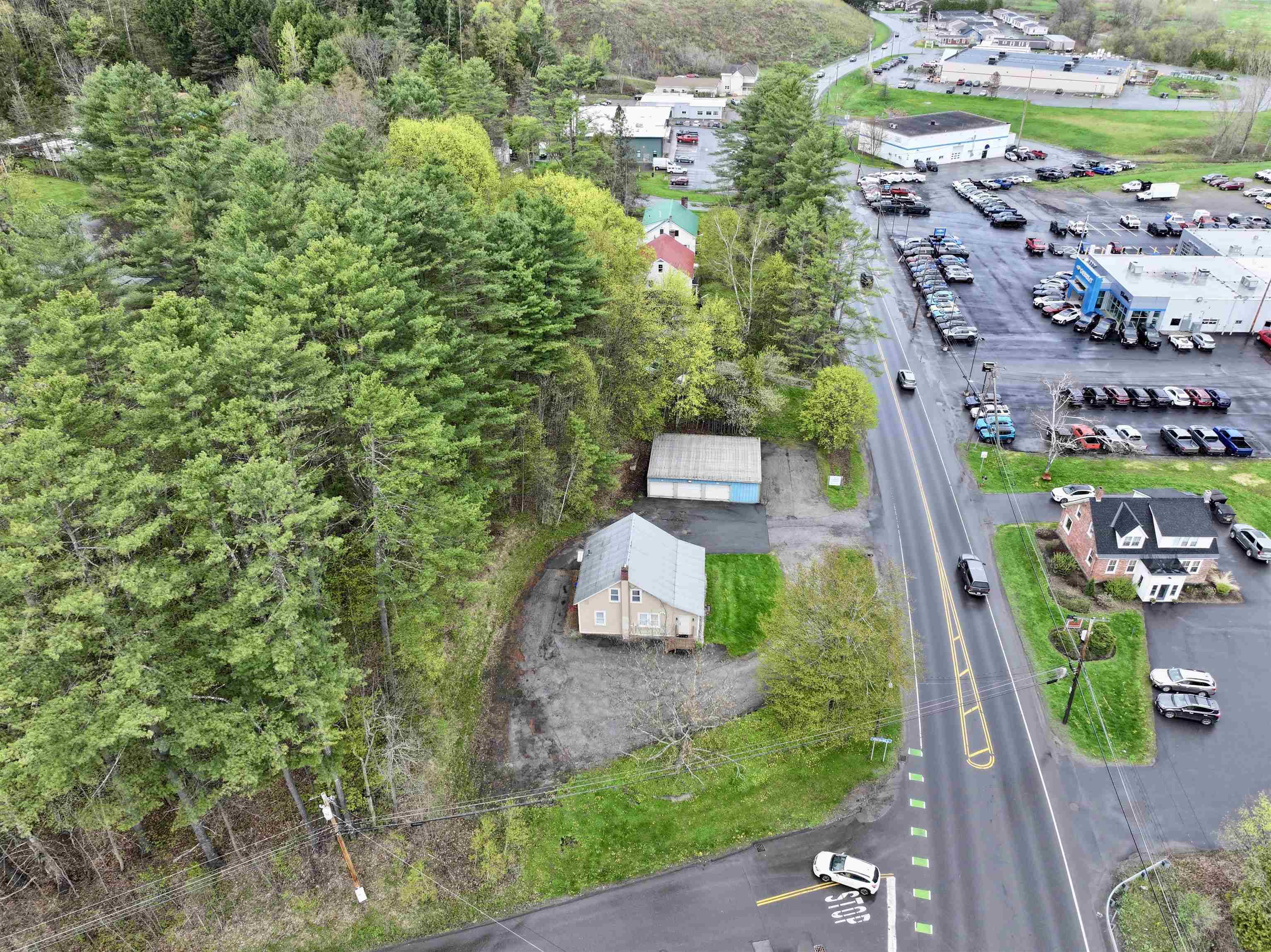 Montpelier, VT 05602,371 River ST