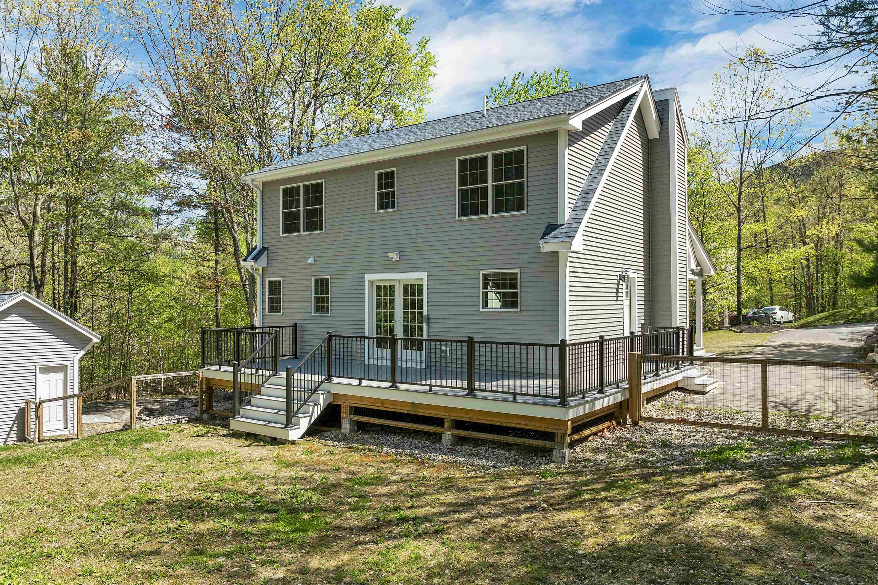New Durham, NH 03855,34 Saint Moritz DR