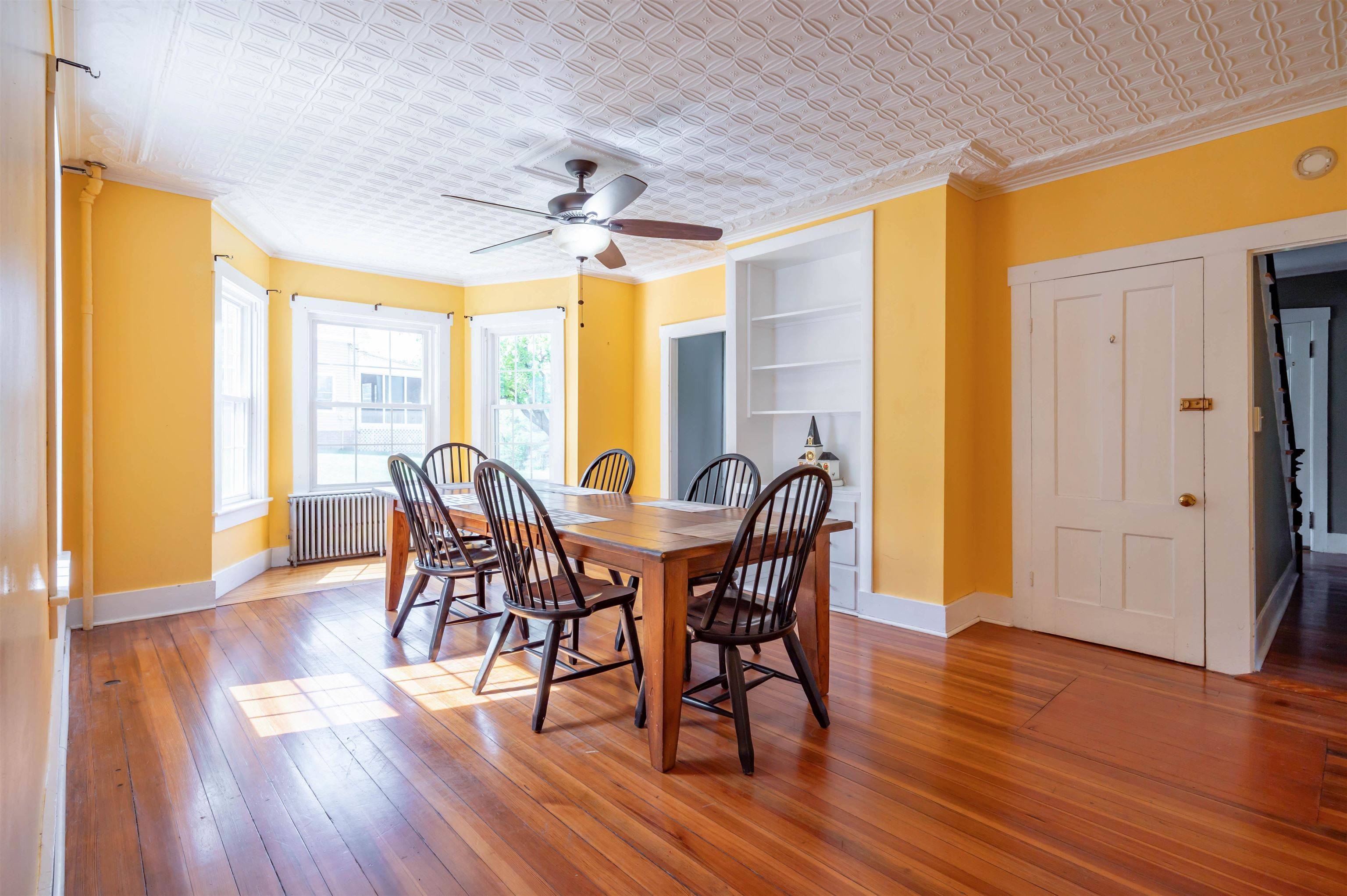 Swanzey, NH 03446,82 Summer ST