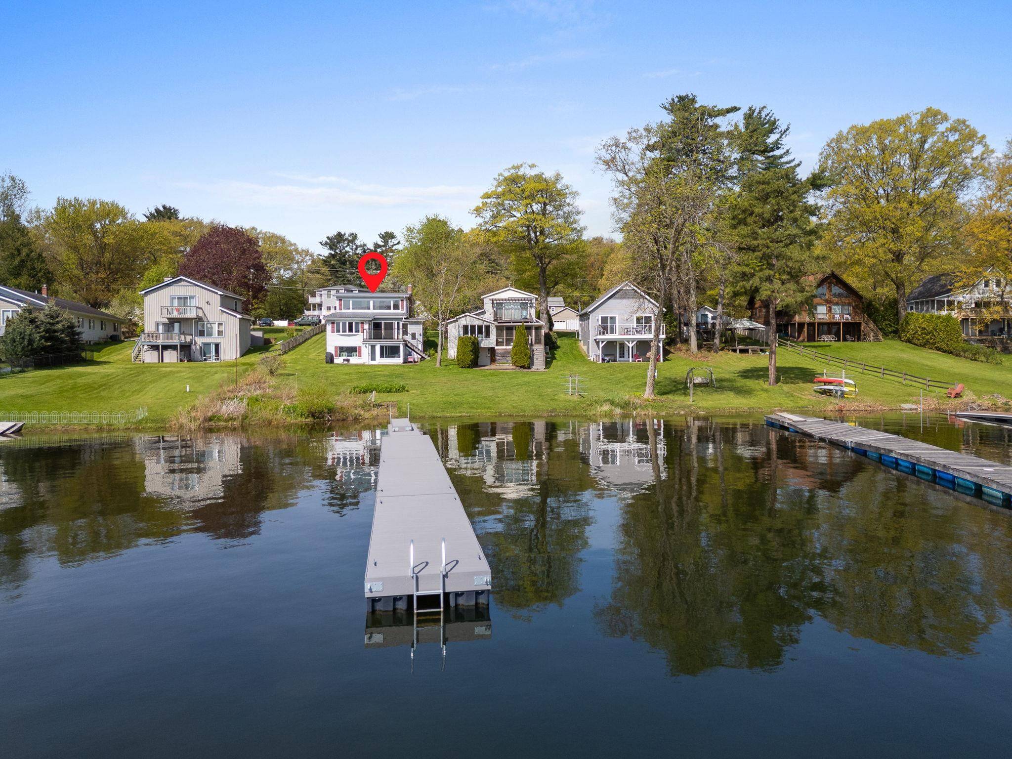 Colchester, VT 05446,162 Marble Island RD