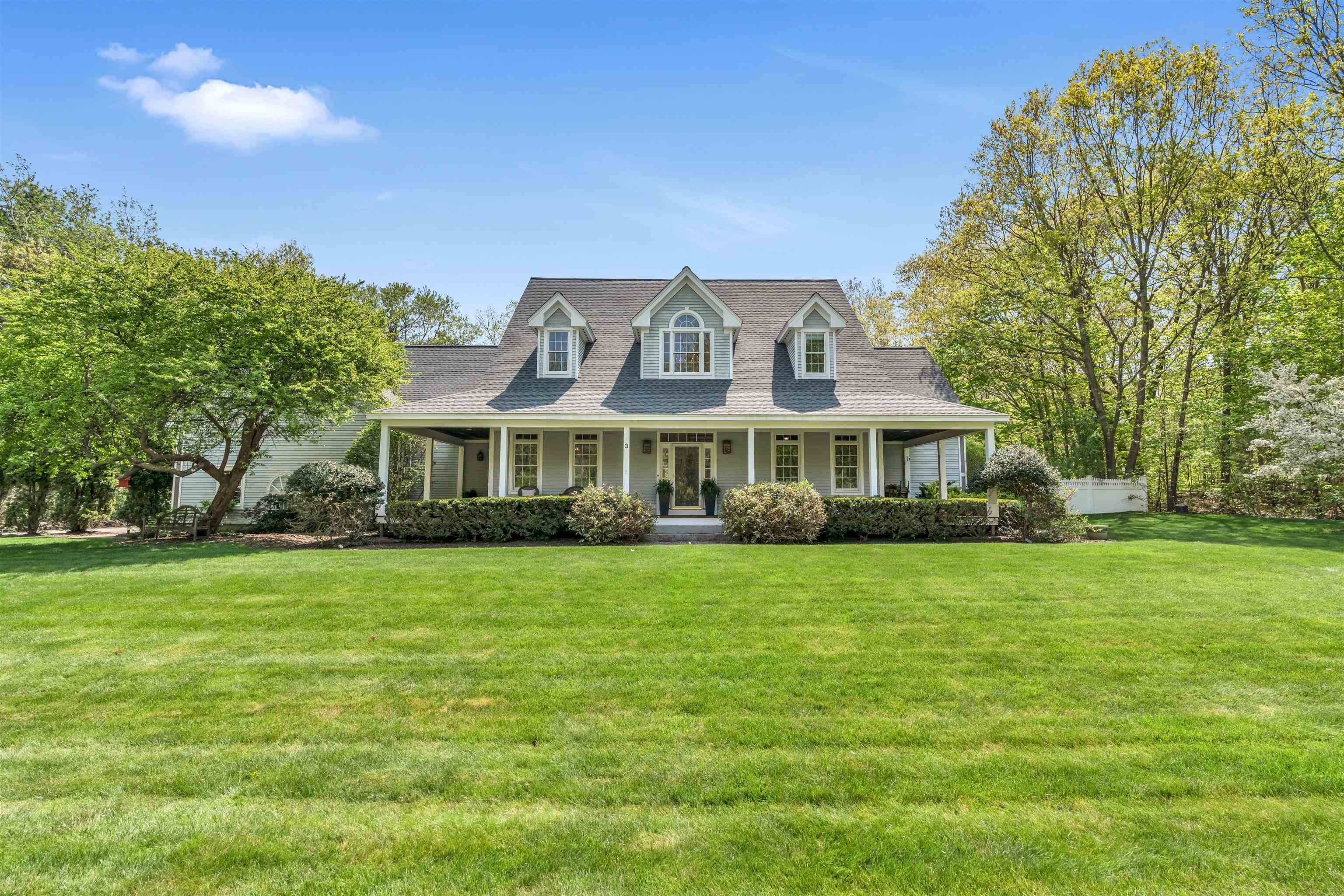 North Hampton, NH 03862,3 Winterberry LN