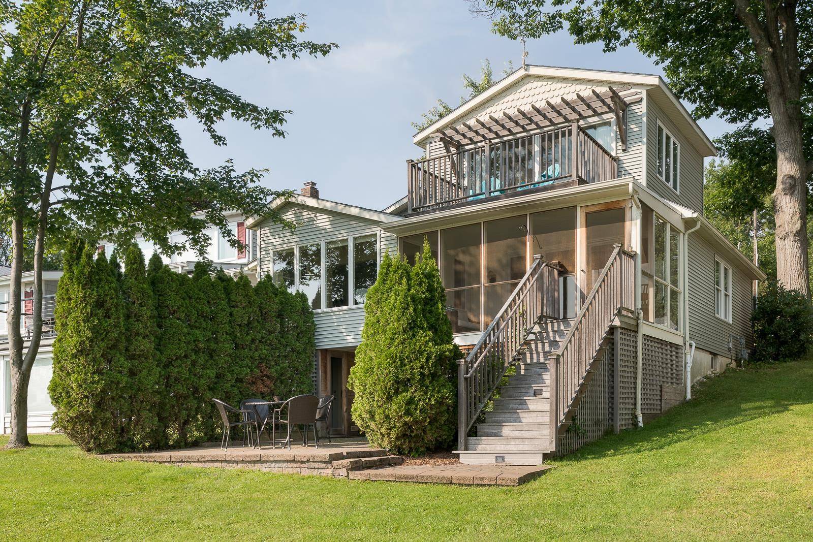 Colchester, VT 05446,166 Marble Island RD