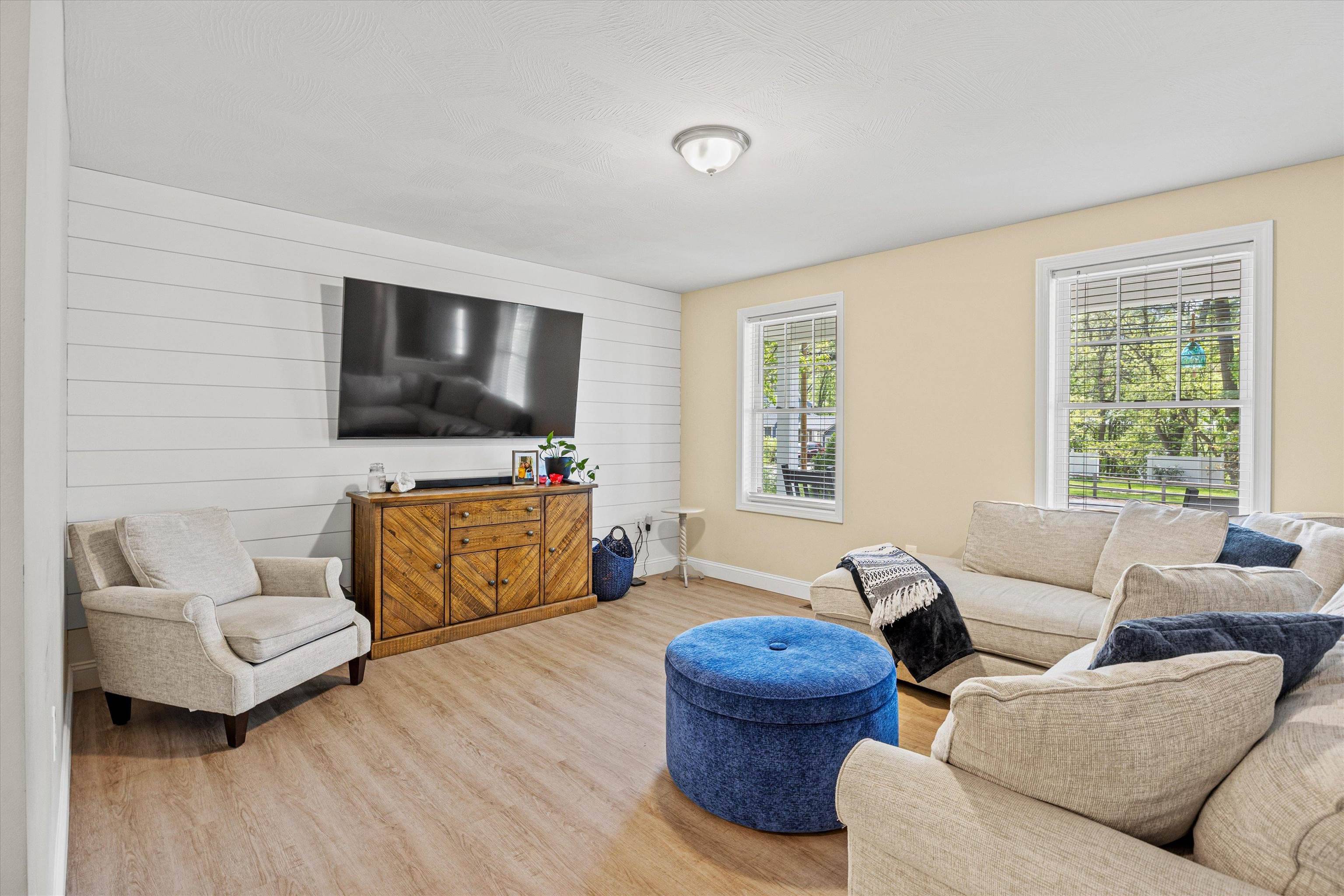 Merrimack, NH 03054,15 McElwain ST