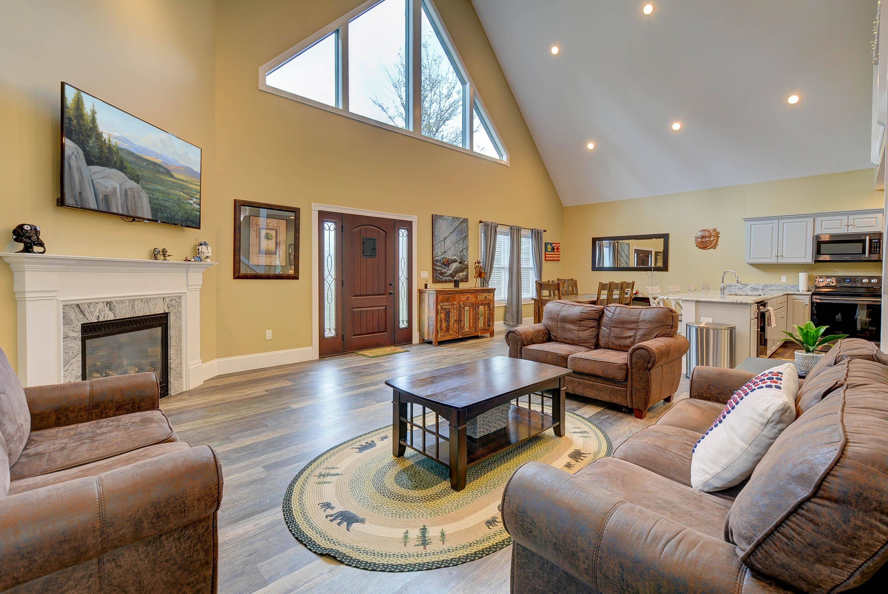 Conway, NH 03860,101 Cranmore RD #2