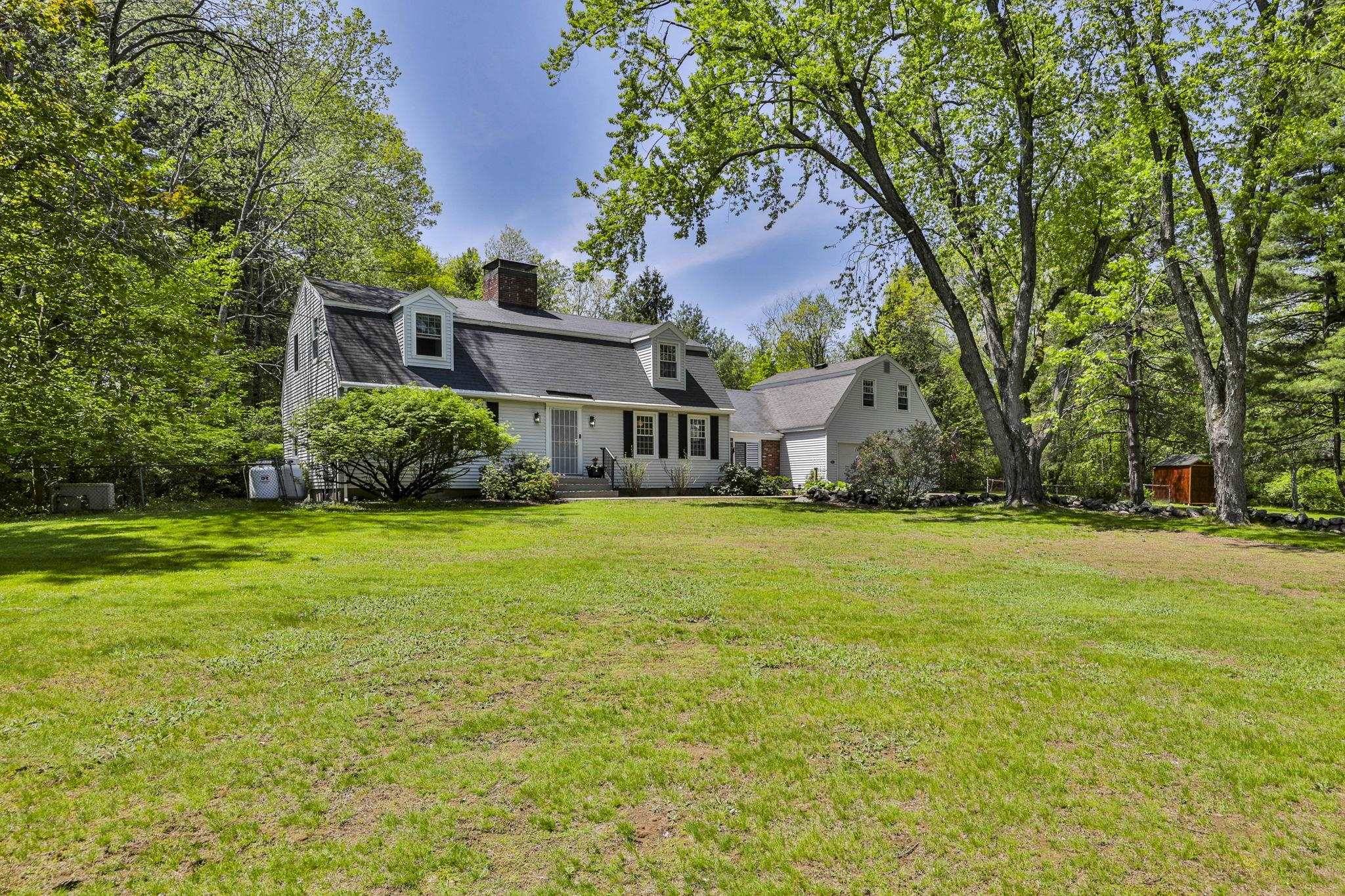 Bedford, NH 03110,21 Garrison DR
