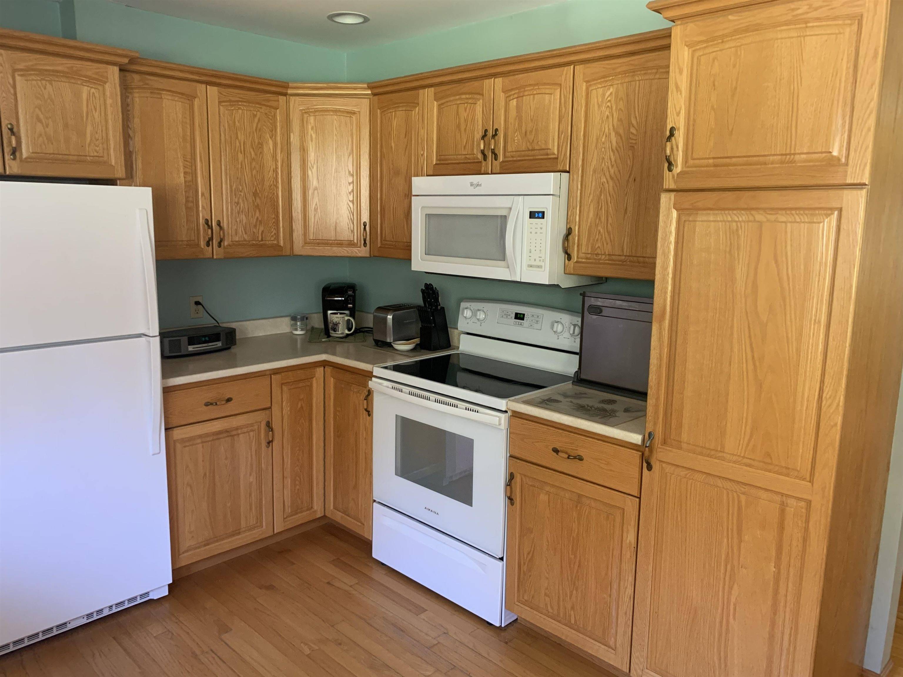 Colebrook, NH 03576,14 Mackinnon RD