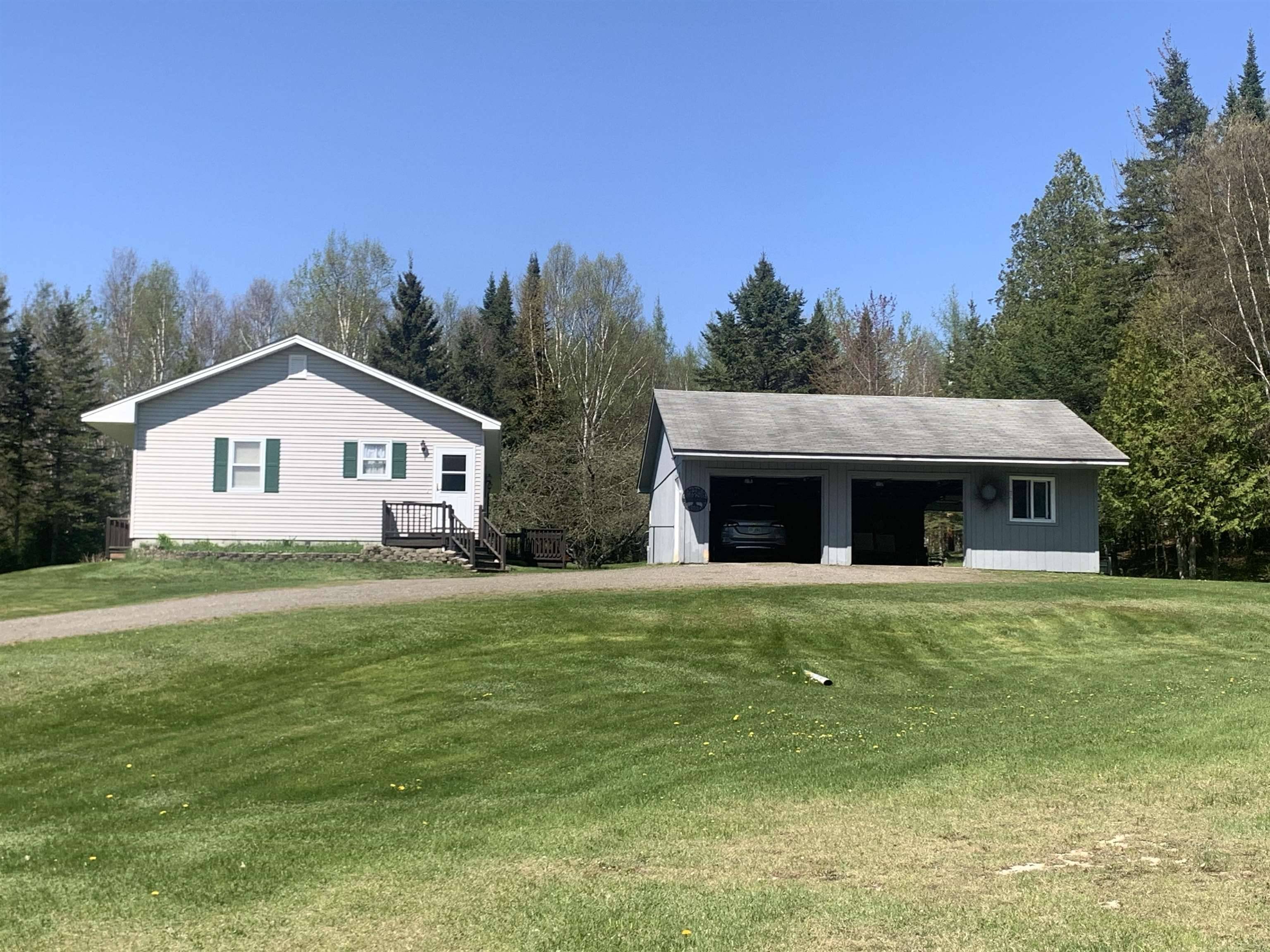 Colebrook, NH 03576,14 Mackinnon RD