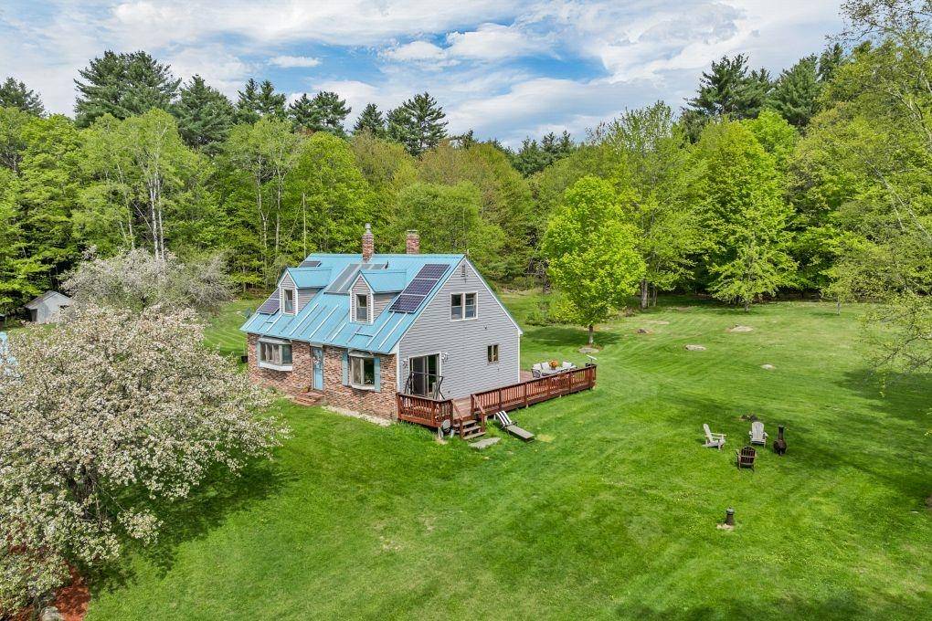 Alexandria, NH 03243,68 Sunset RD