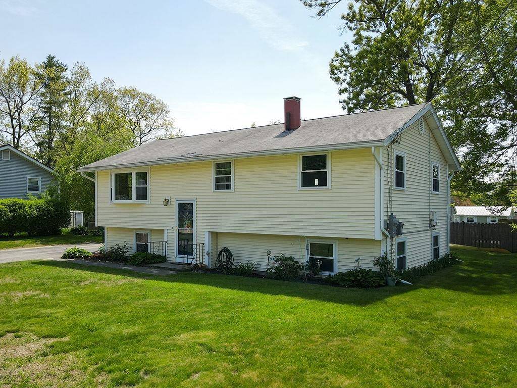 Nashua, NH 03063,25 Tilton ST