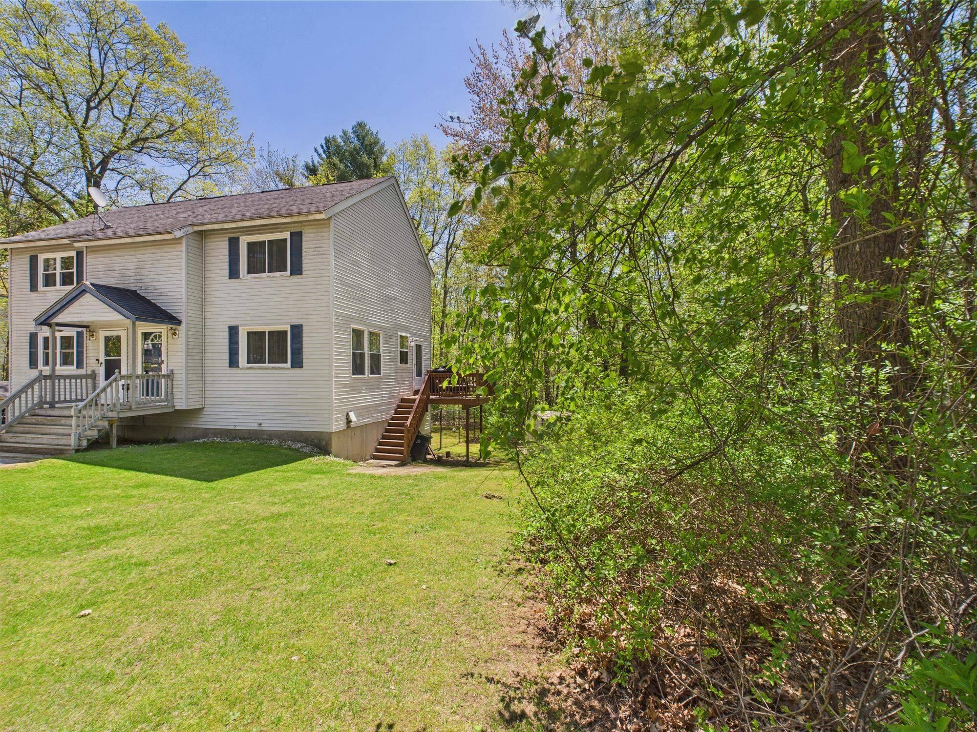 Hooksett, NH 03106,8 Lincoln DR #B