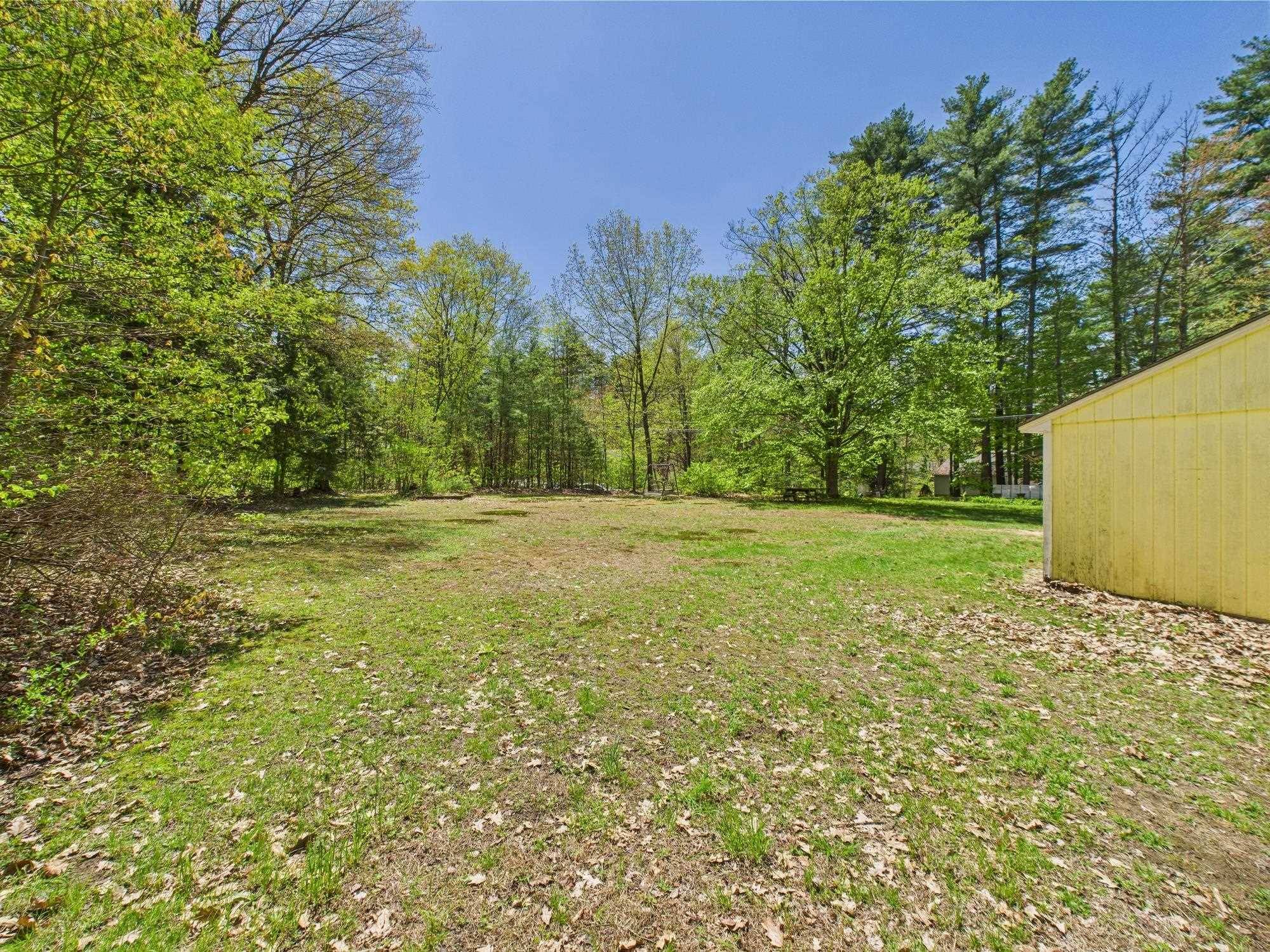 Swanzey, NH 03431,92 Wilson Pond RD