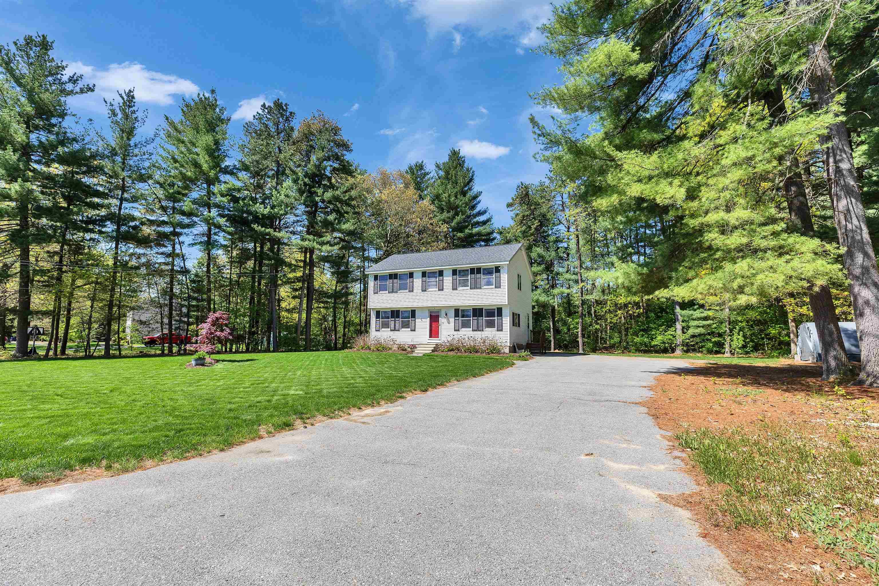 Litchfield, NH 03052,3 Pondview DR