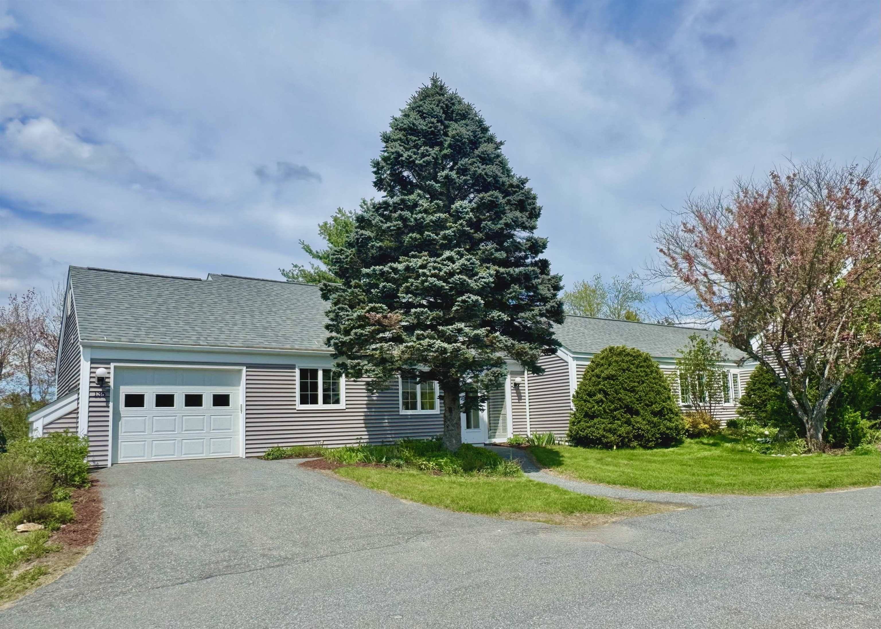 New London, NH 03257,136 Hilltop PL