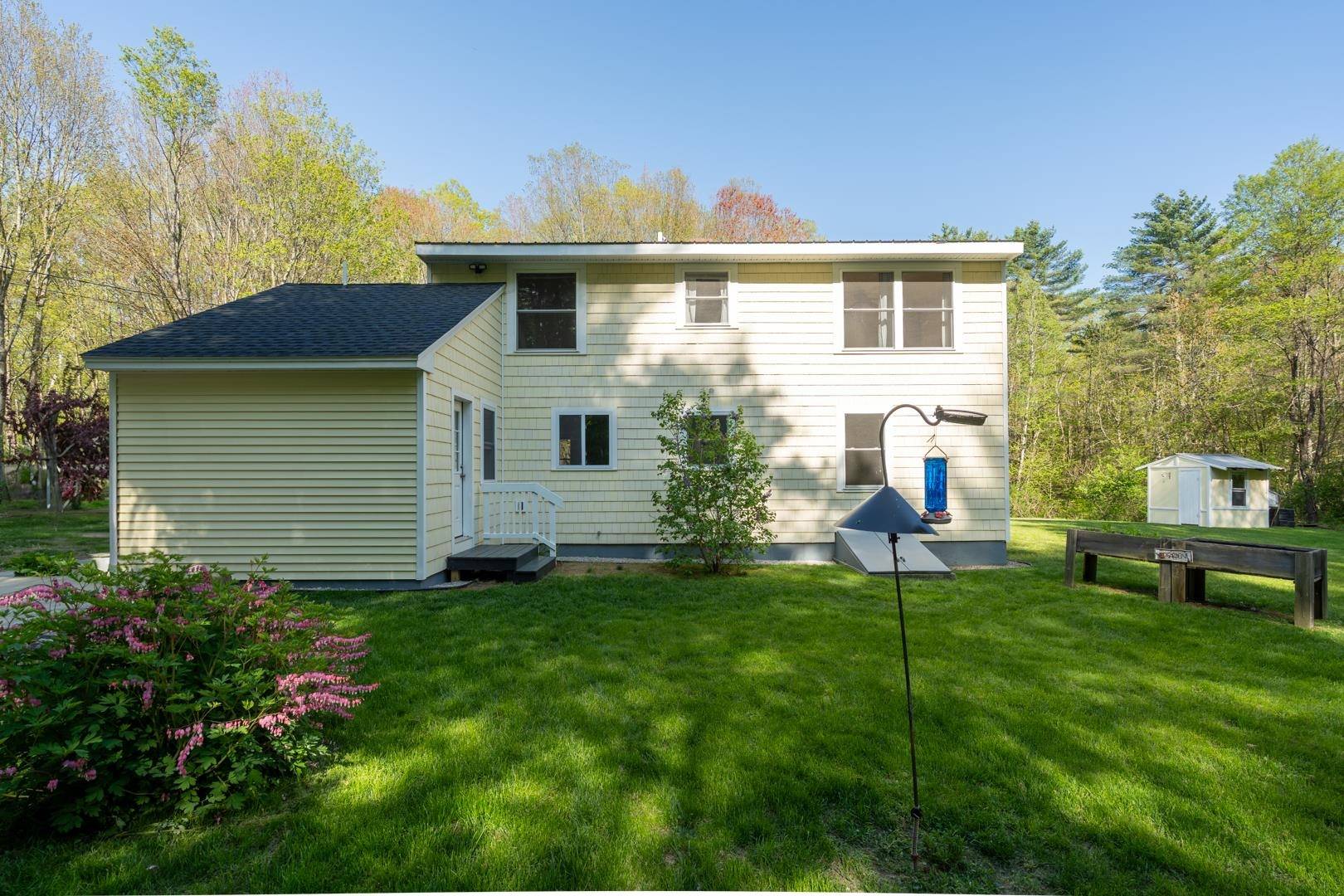 Chichester, NH 03258,8 Cross RD