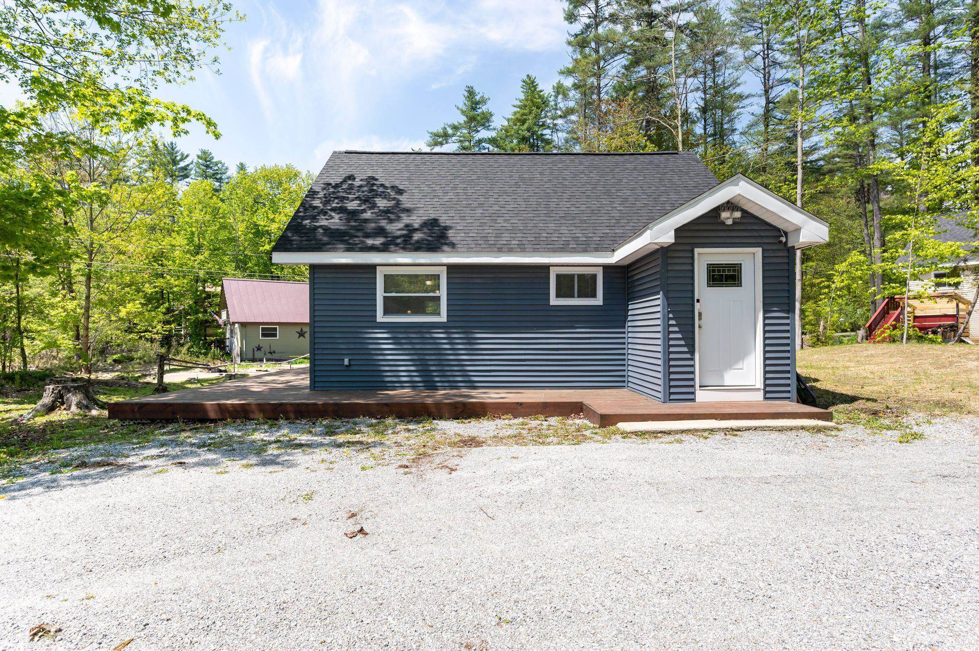Hillsborough, NH 03244,72 Gould Pond RD