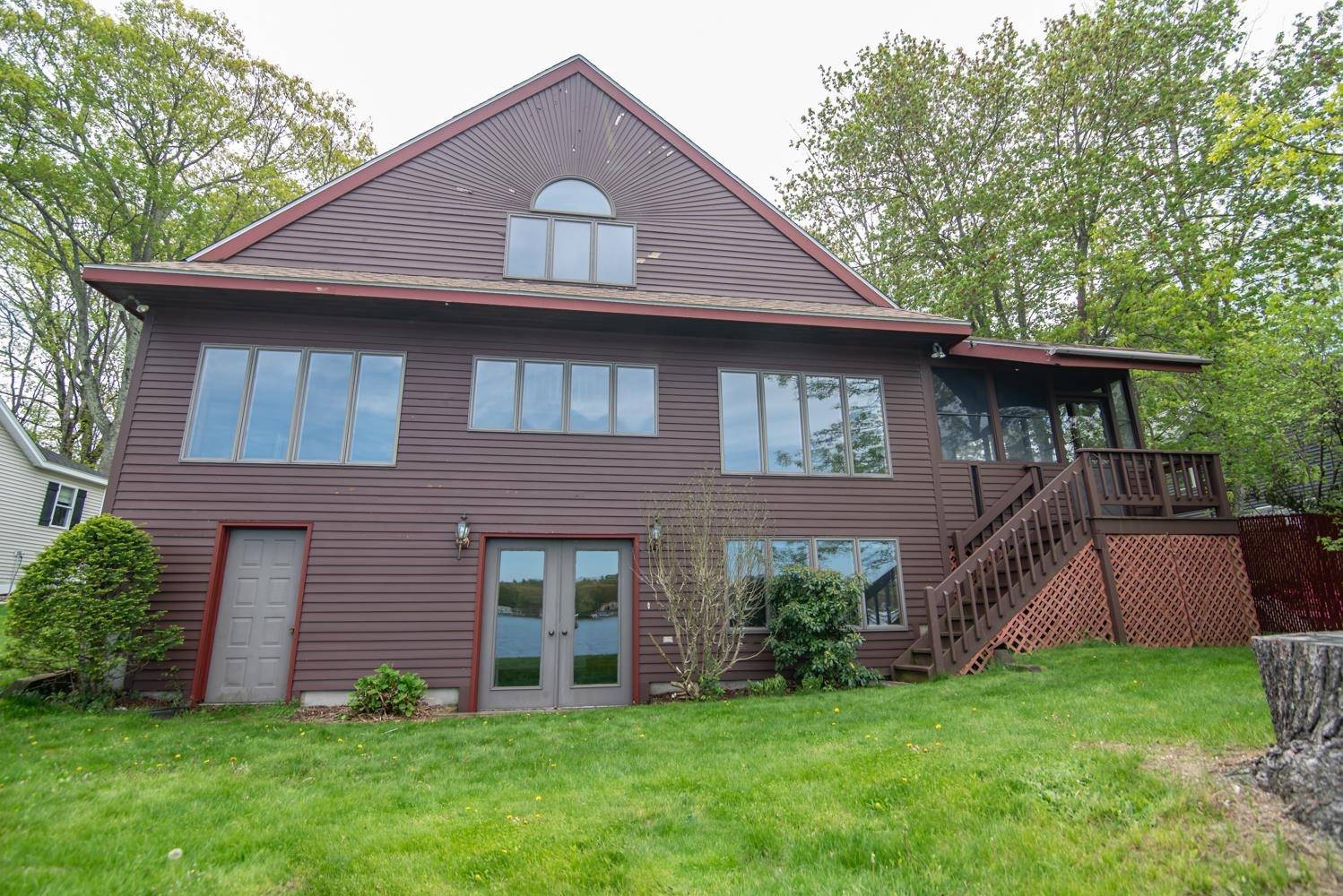 Hampstead, NH 03841,30 Shore DR