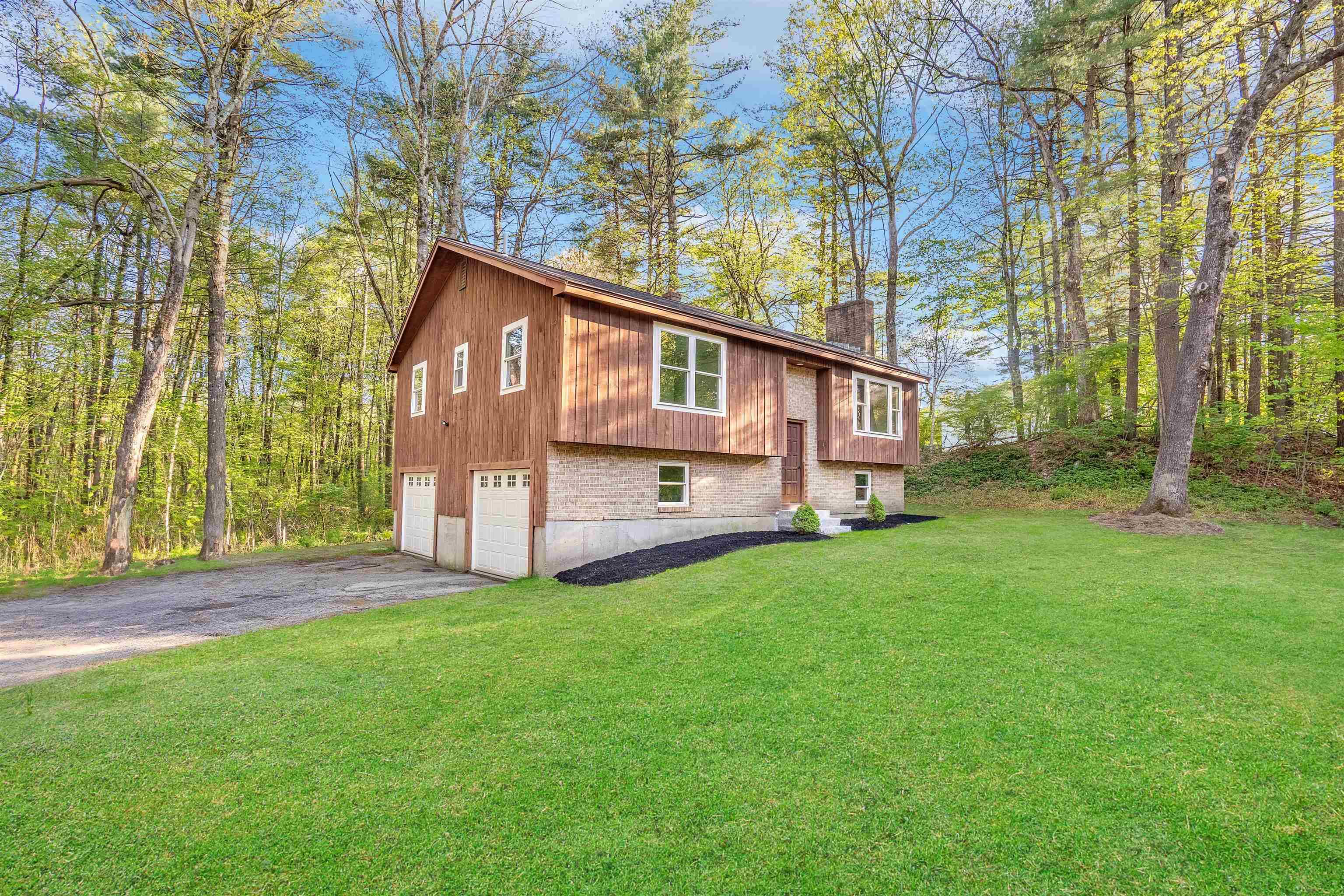 Nashua, NH 03062,12 Michael AVE