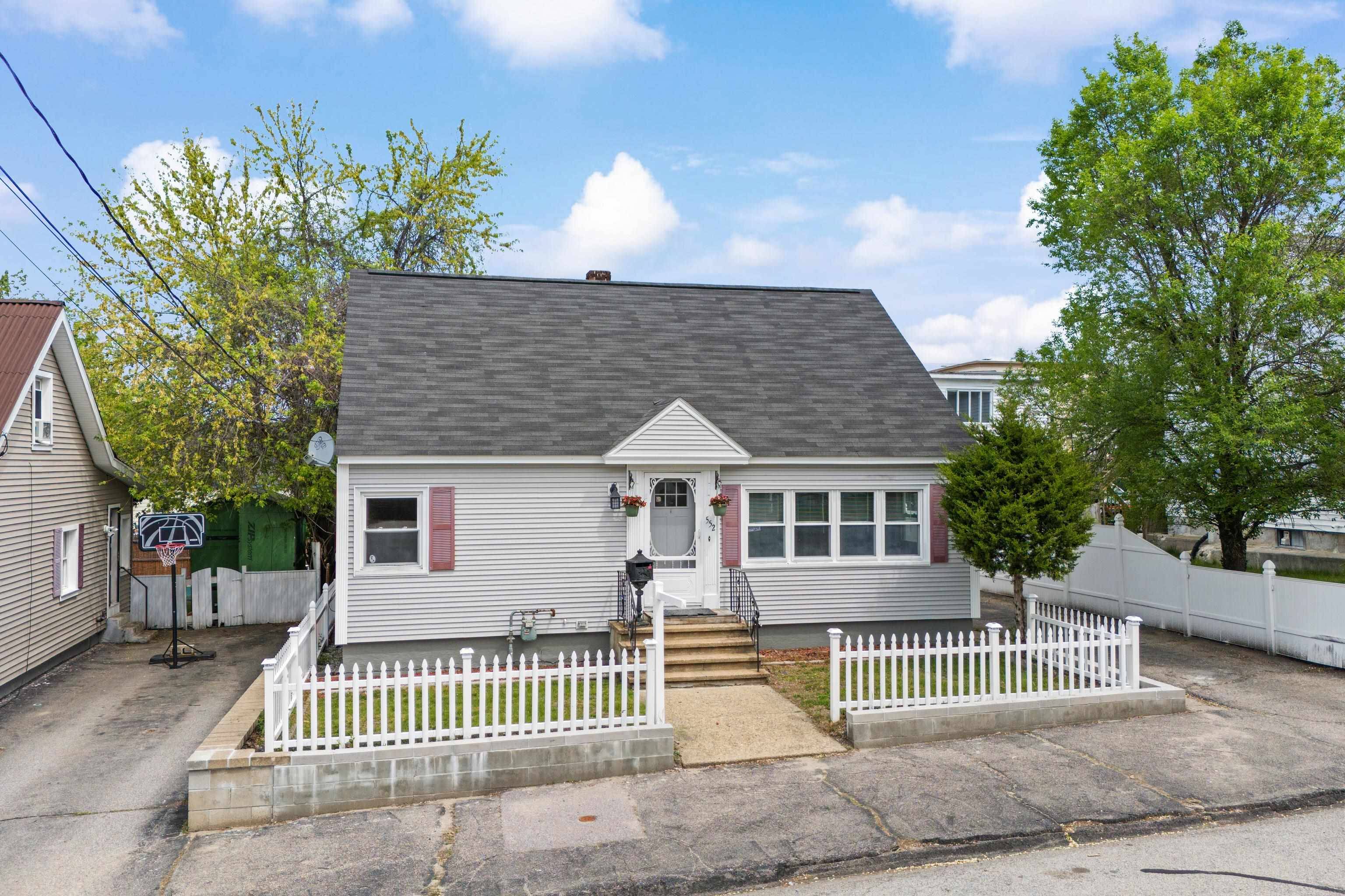 Manchester, NH 03103,552 Dix ST